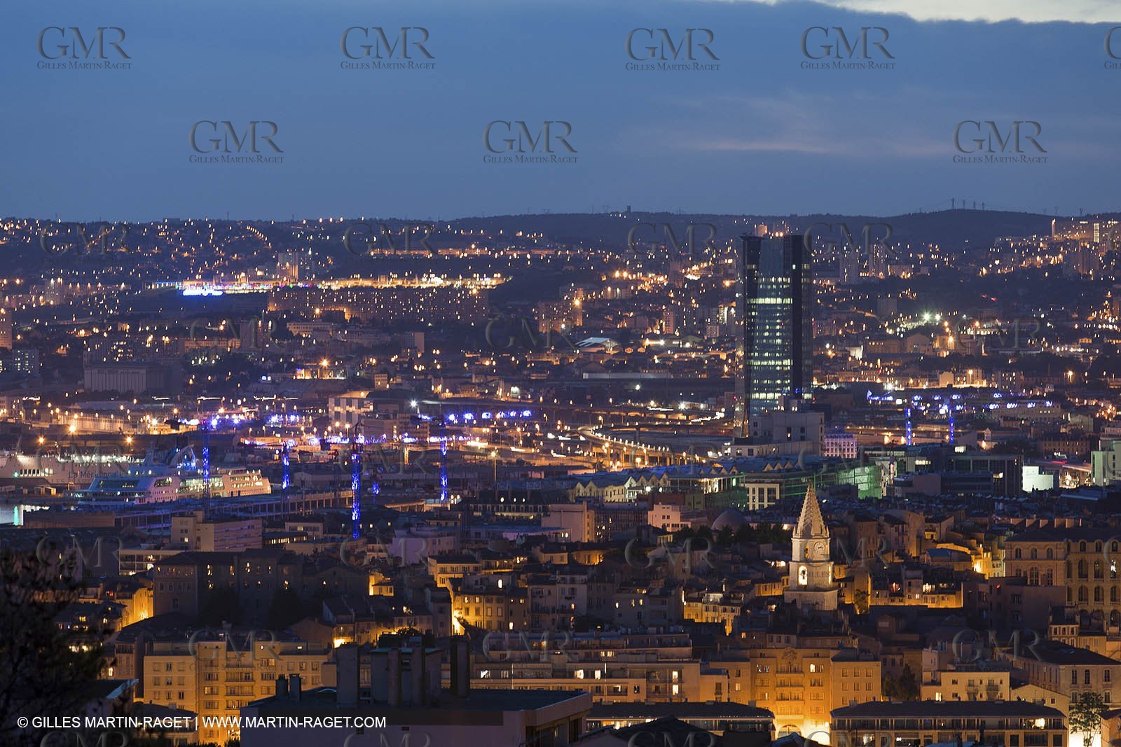 05 06 2012 - Marseille (FRA,13) - quartiers nord, au prmier plan le quartier du Panier