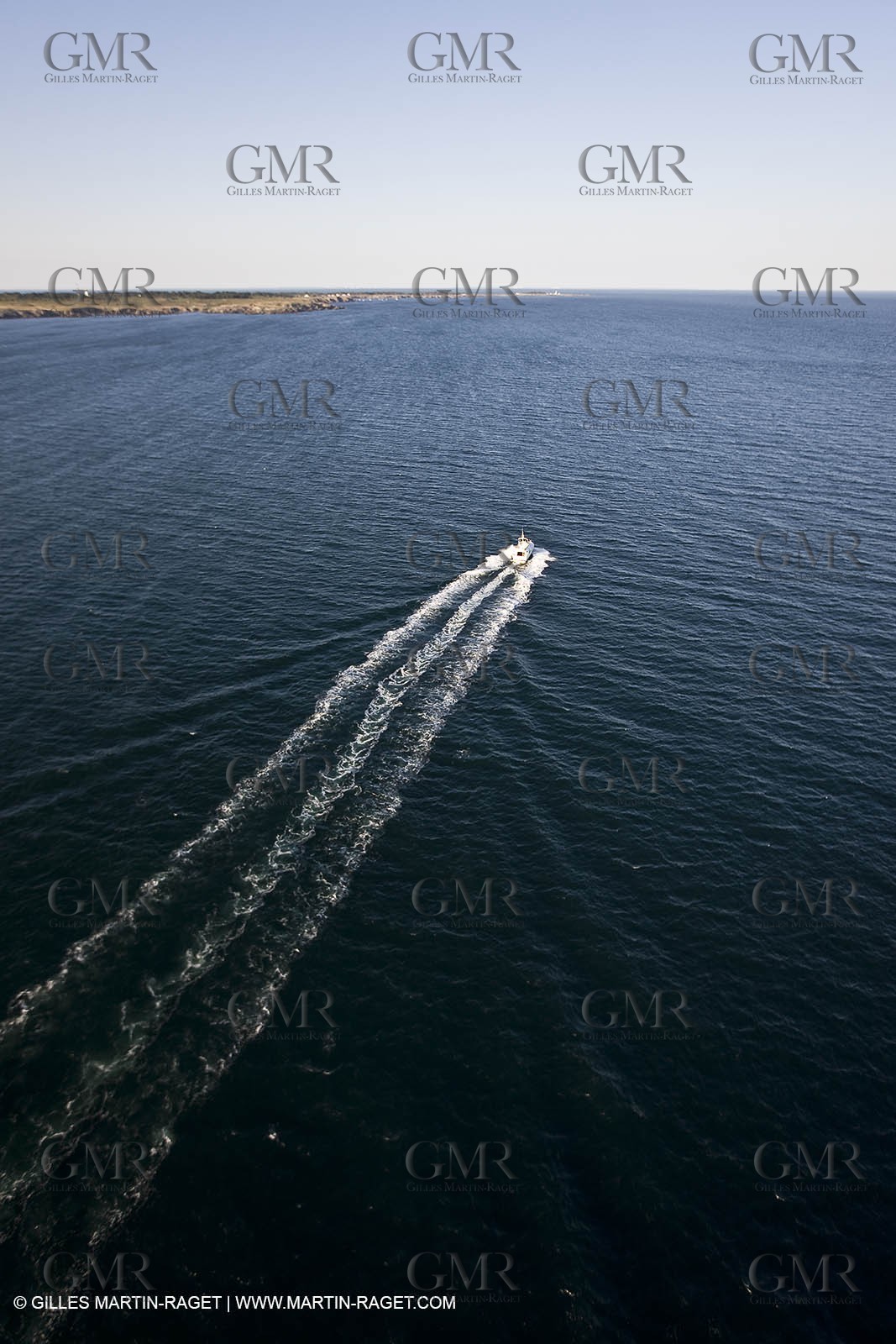 22 06 2009 - Ile d'Yeu (FRA,85) - Chantier Bénéteau - Trawler 34