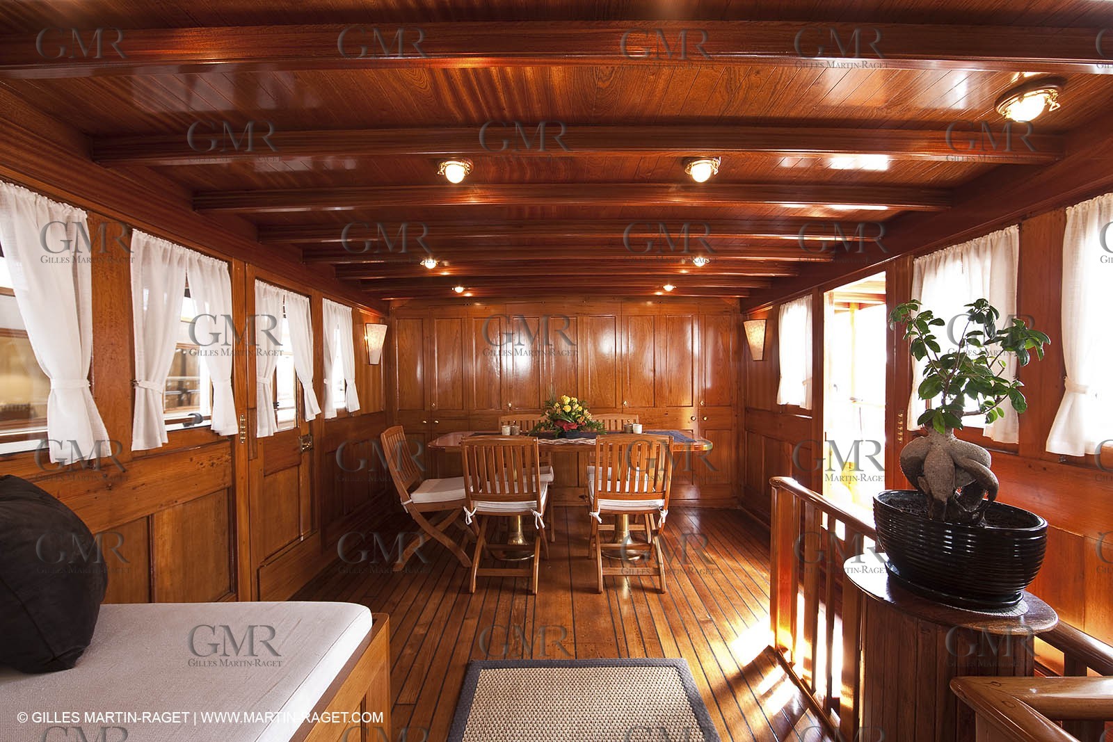 17-19 09 2009 - Monaco (MC) - Tuiga centenary celebrations, Over the Rainbow