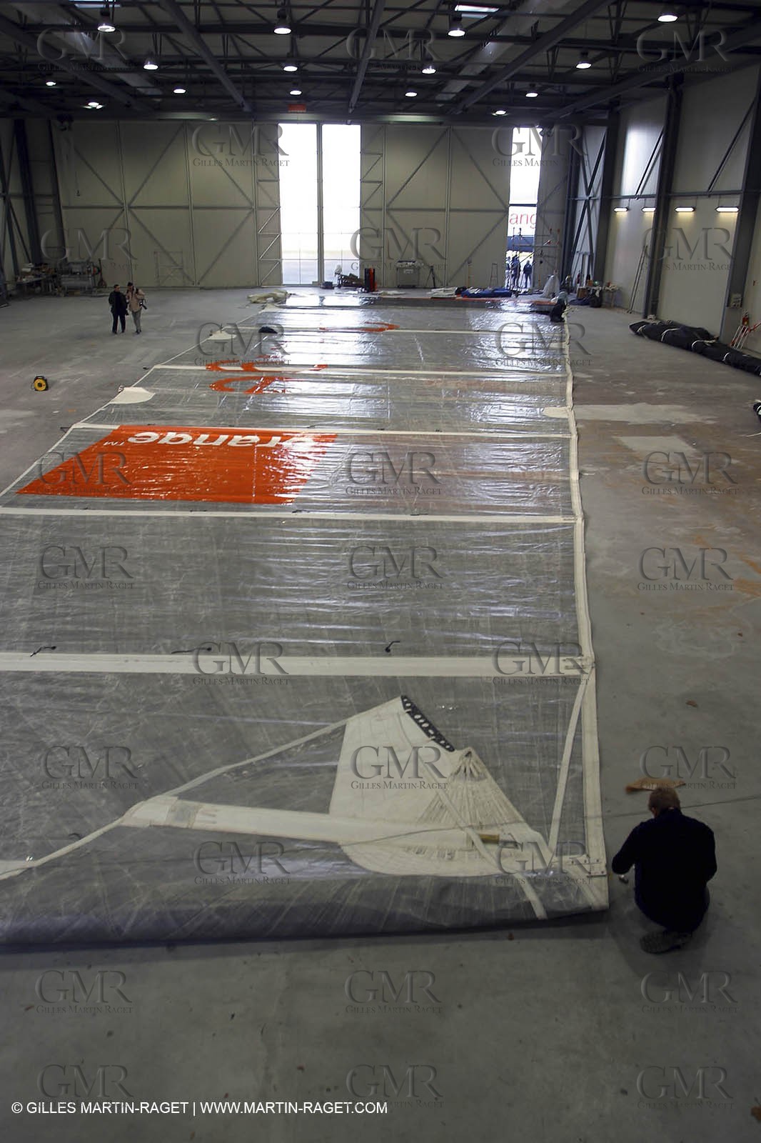 Vannes - Chantier Multiplast - Voiles Orange II