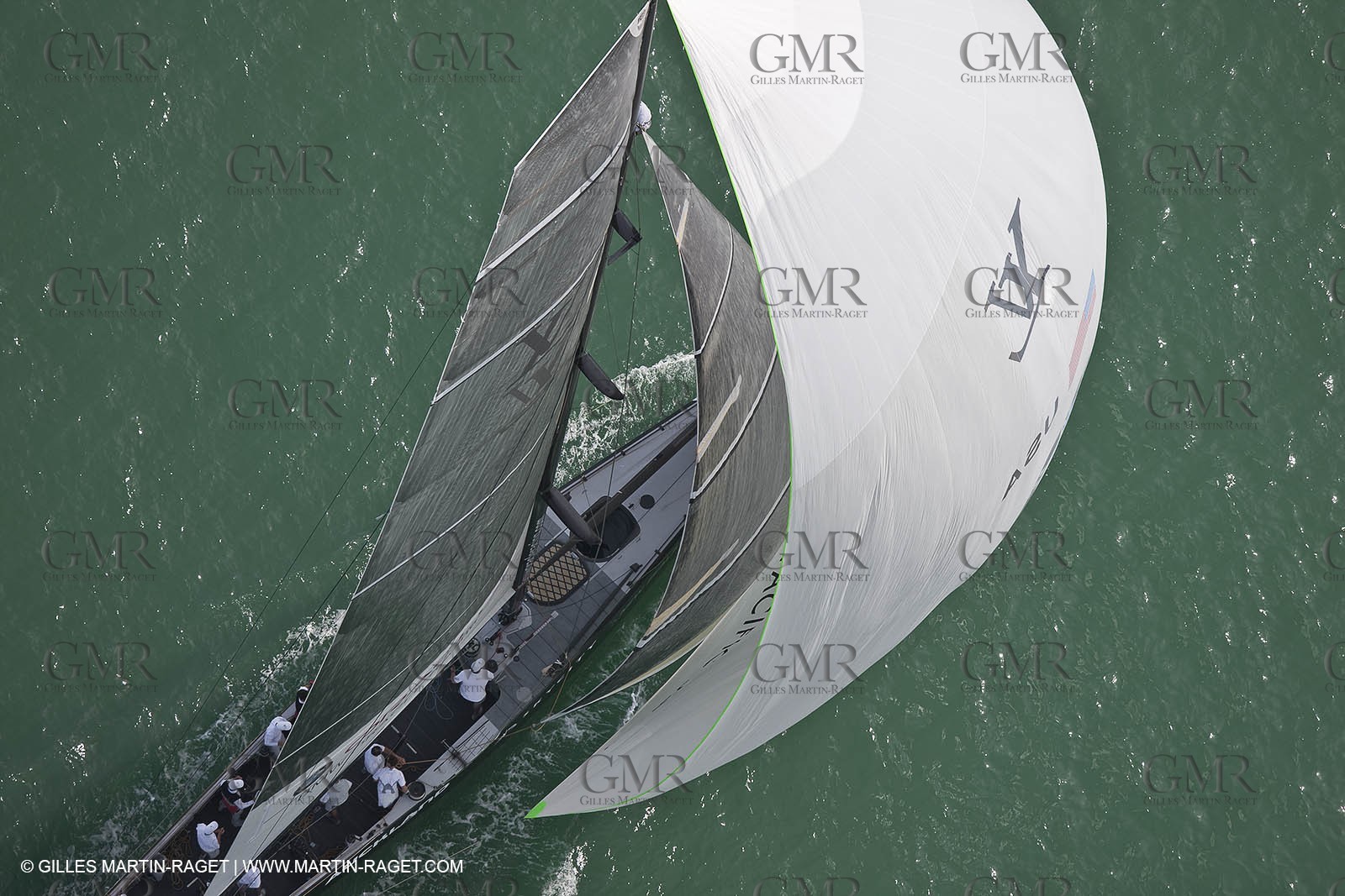 29 01 2009 - Auckland (NZL) -  Louis Vuitton Pacific Series - BMW ORACLE Racing - Training