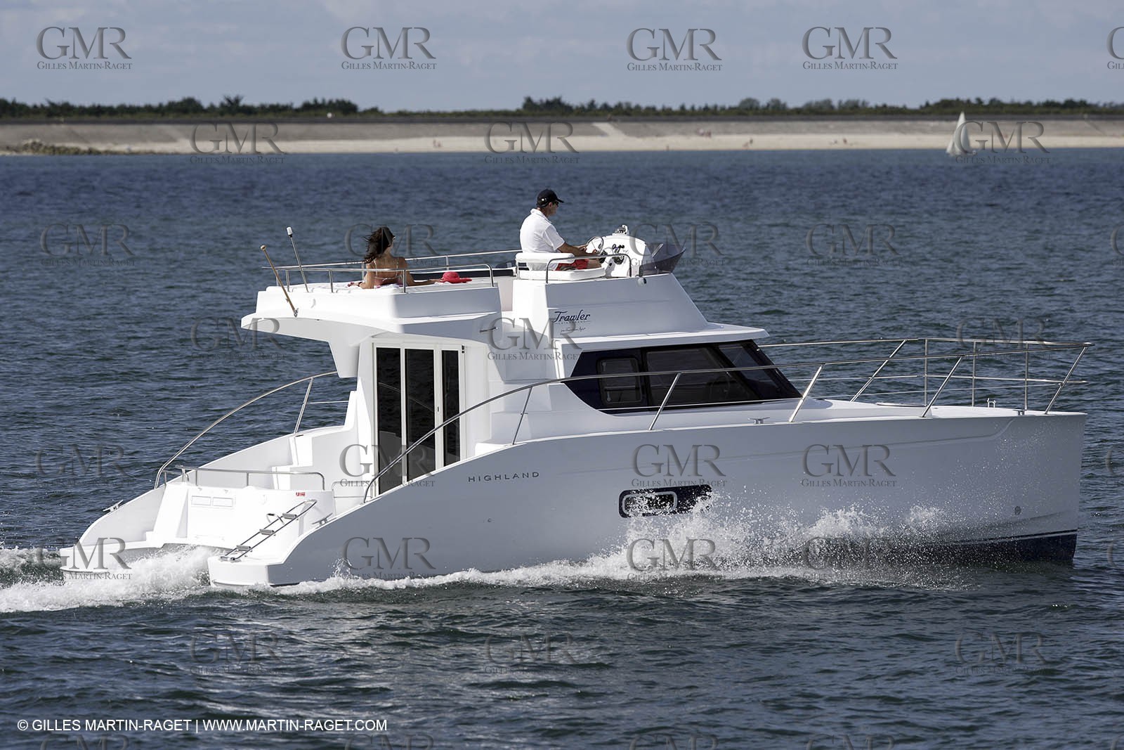 23 07 07 - La Rochelle - Chantier Fountaine Pajot - Highland