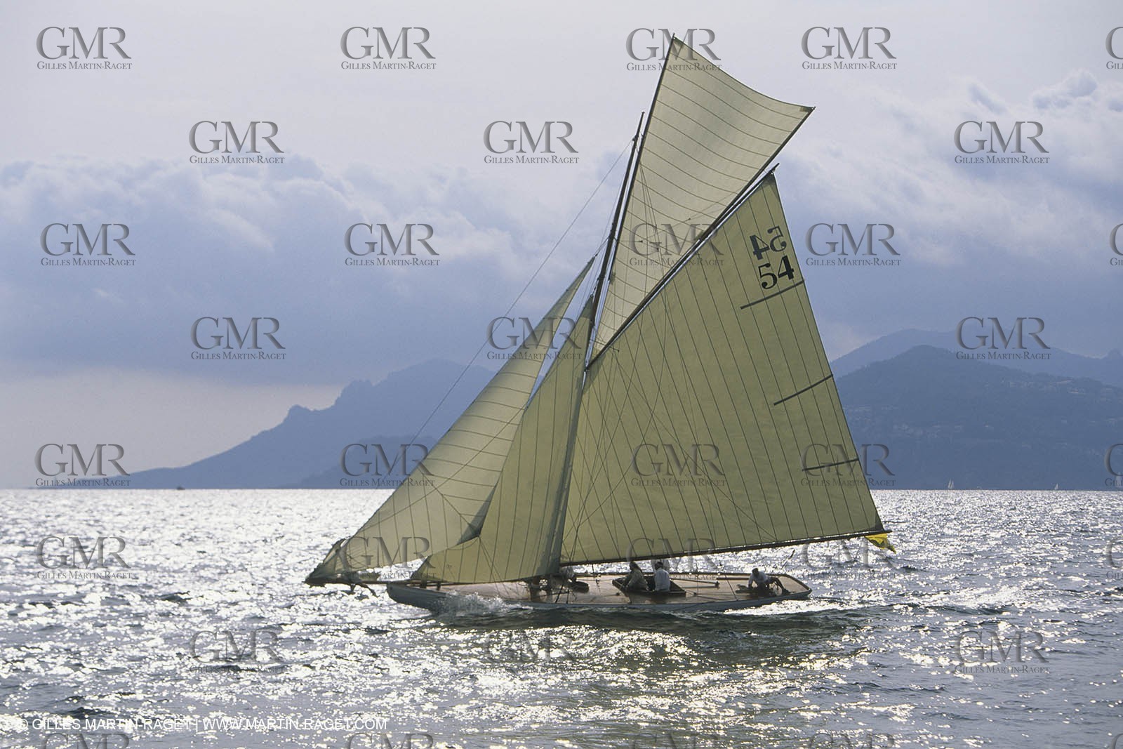 Sailing, Classic yachts (for yacht names check keywords)