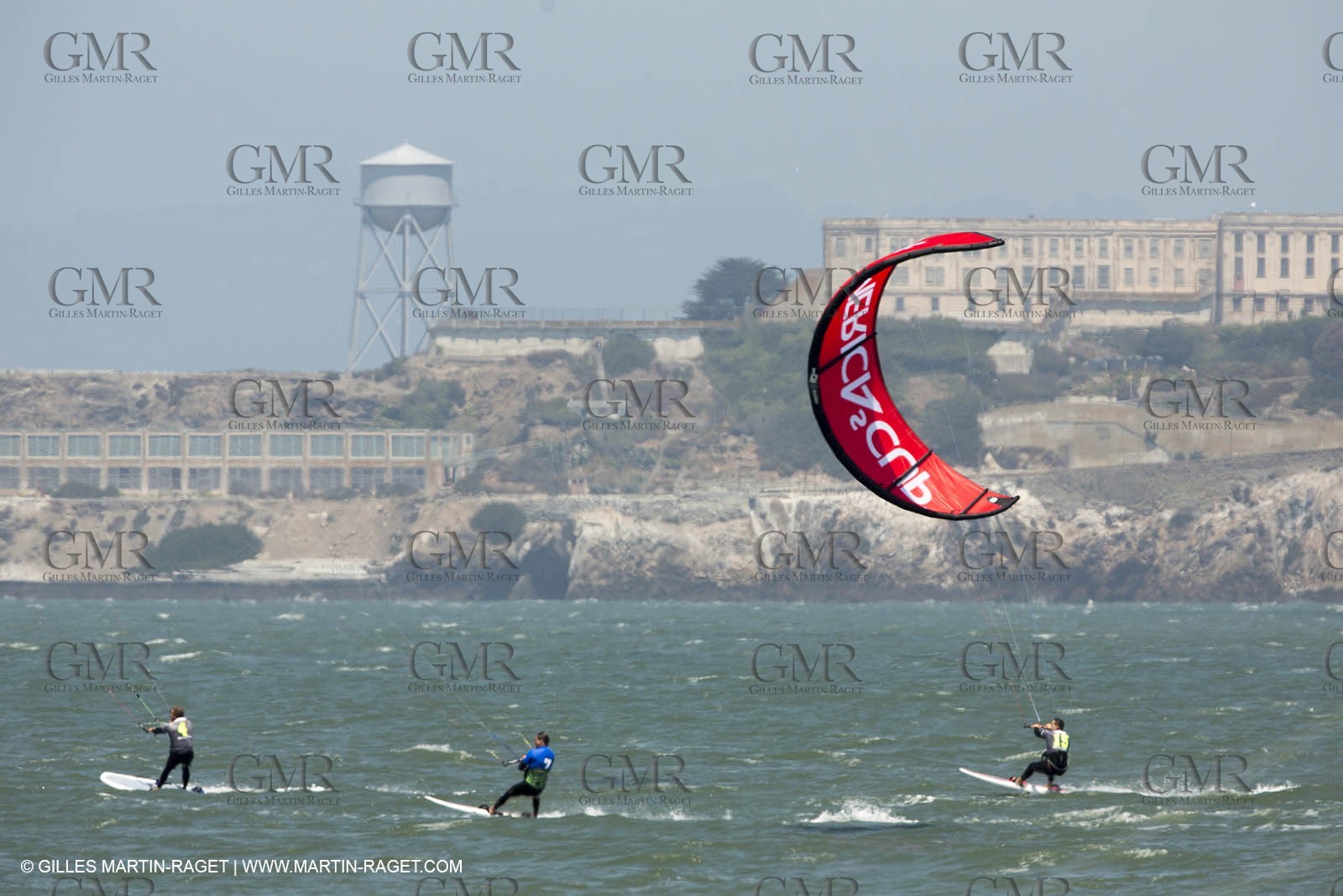 19 07 2013 - San Francisco (USA,CA) - 34th America's Cup - AC Open - Kite Surf contest at Crissie Field