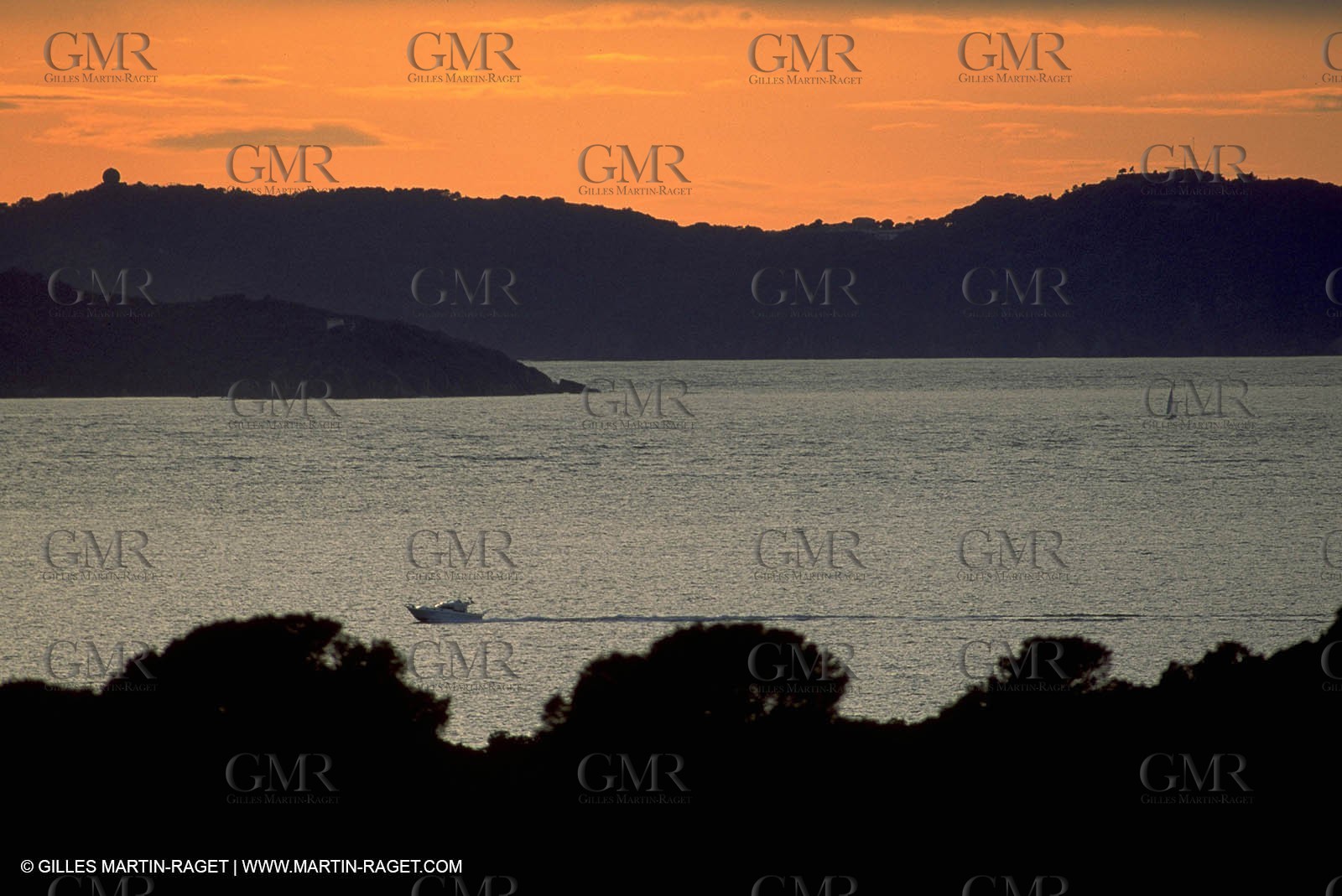 passage between Porquerolles Island and Giens peninsula