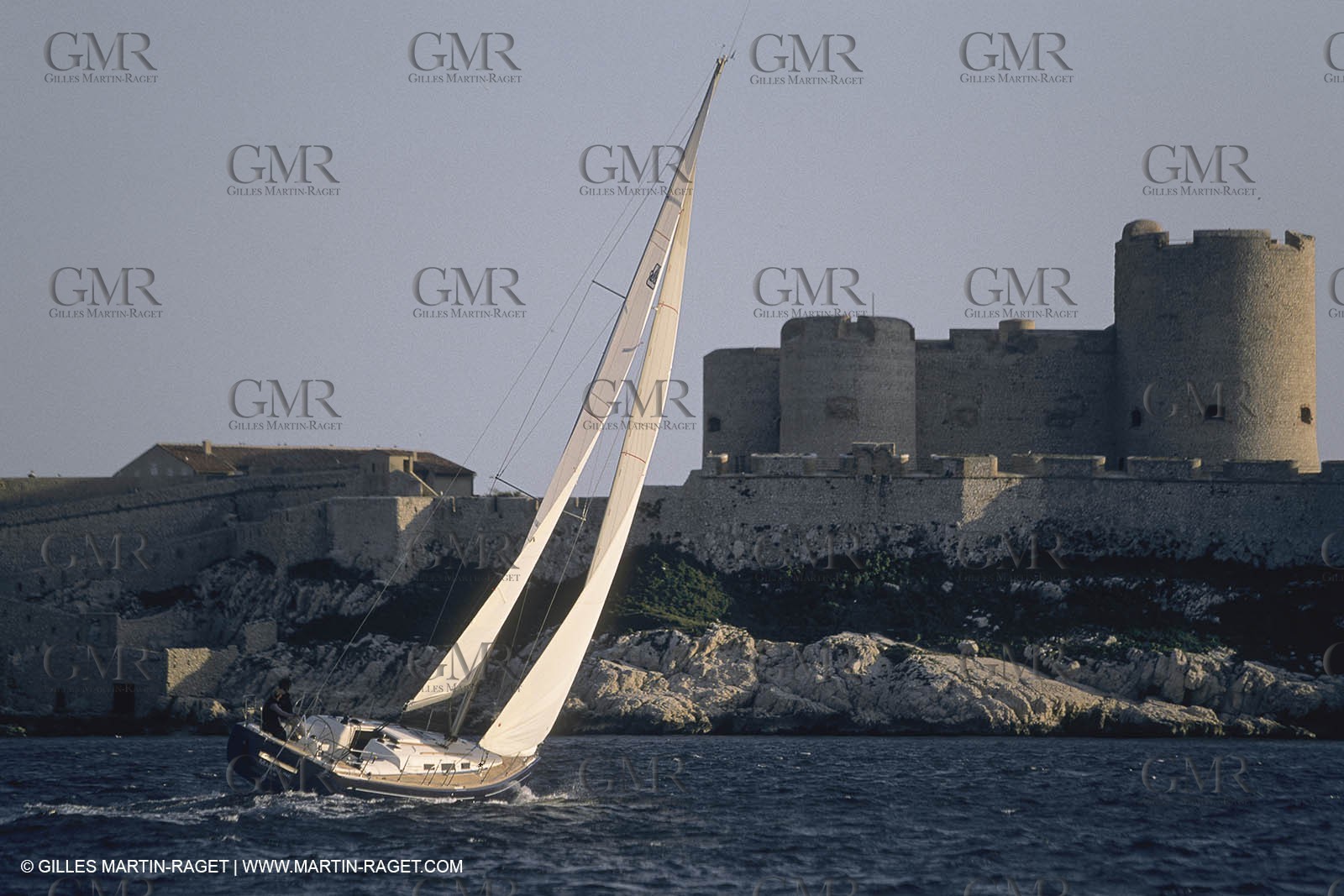 Sailing, cruising, Monohulls under sails