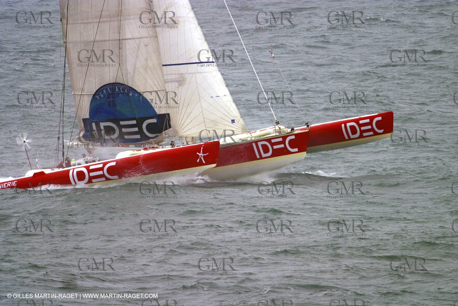 Round the world solo record - Idec - Francis Joyon - Brest finish