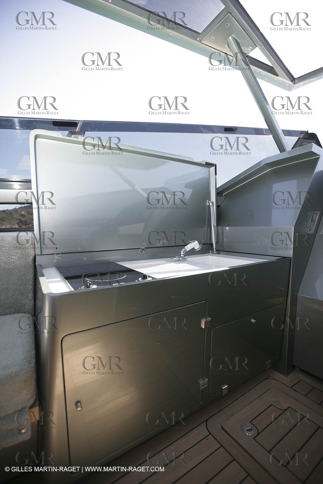 16 07 2007 - Portisco (Italie, Sardaigne) - Wally Power 47, 2007 version