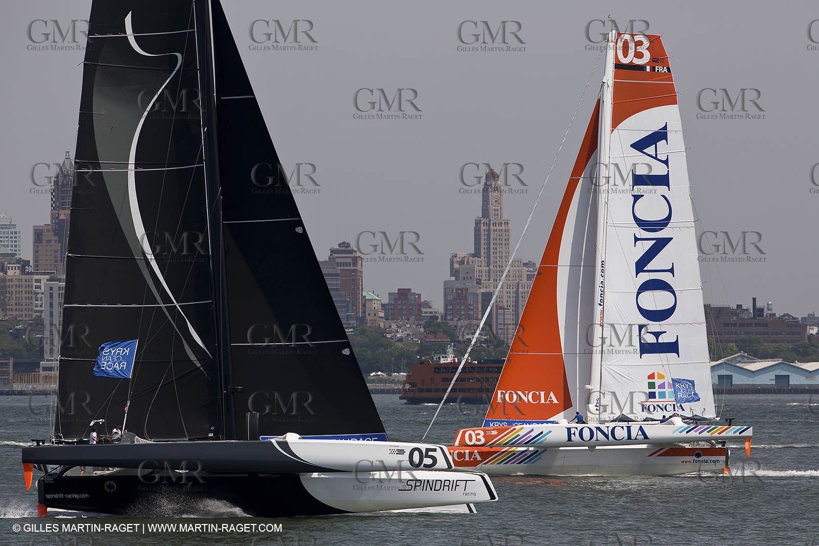 05 07 2012 - New York (USA) - Ocean Krys Race - Speed runs in fornt of NY city