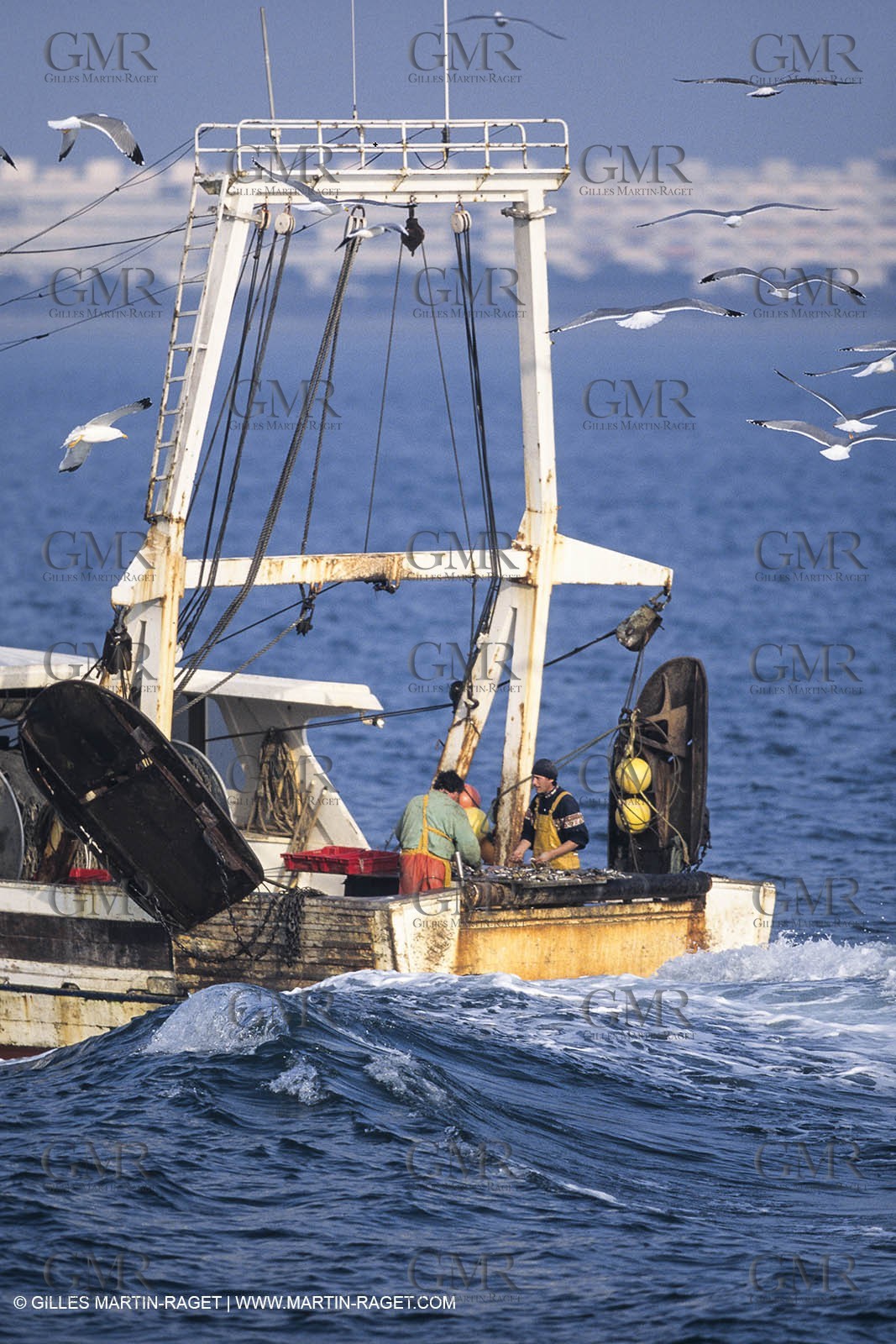 Monde maritime, Pêche, pêcheurs, bateaux de pêche, Marine world, fishing, fishermen, fishing boats