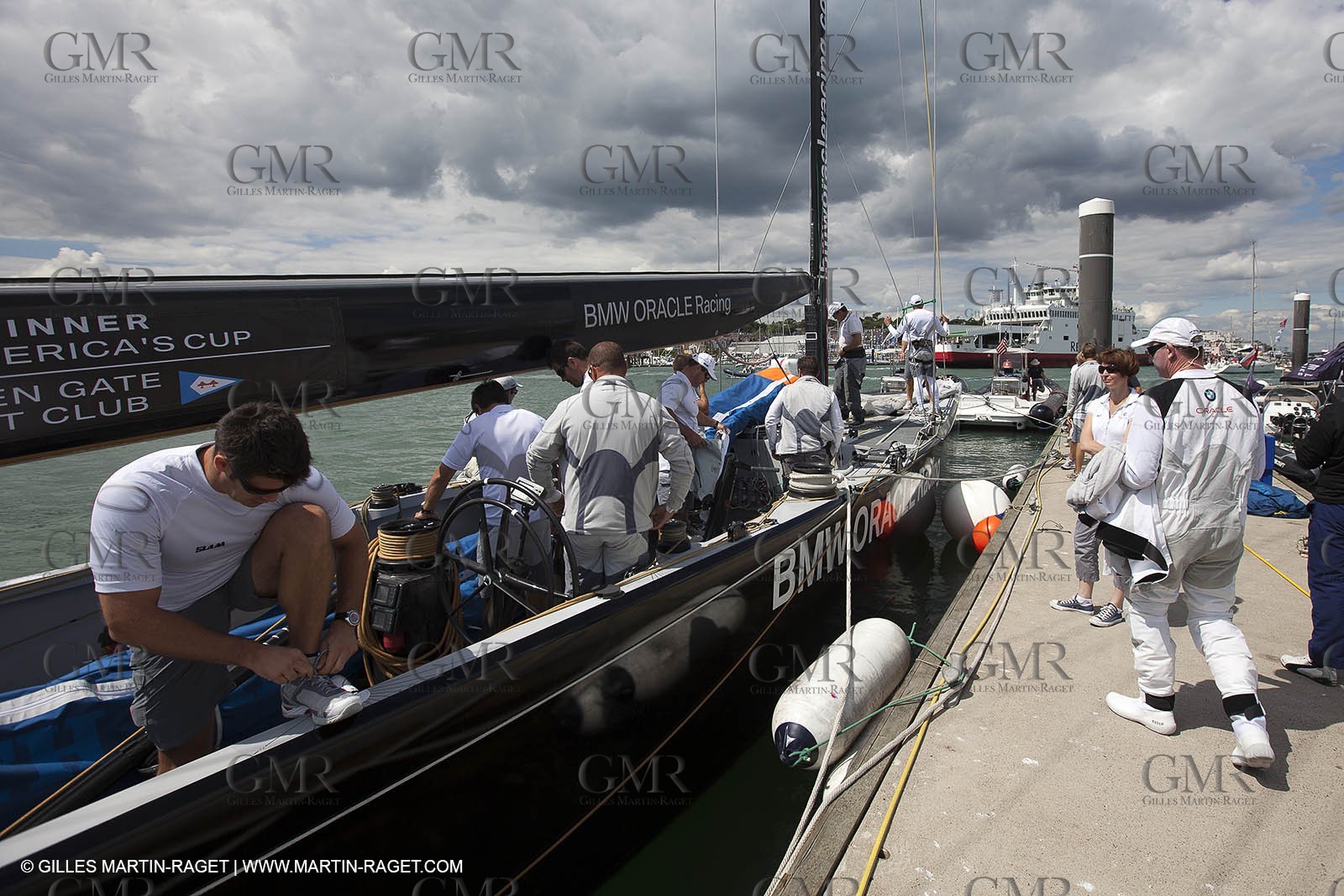 02 08 2010 - Cowes (UK, IOW) 1851 Cup -  BMW ORACLE Racing - Training Day.