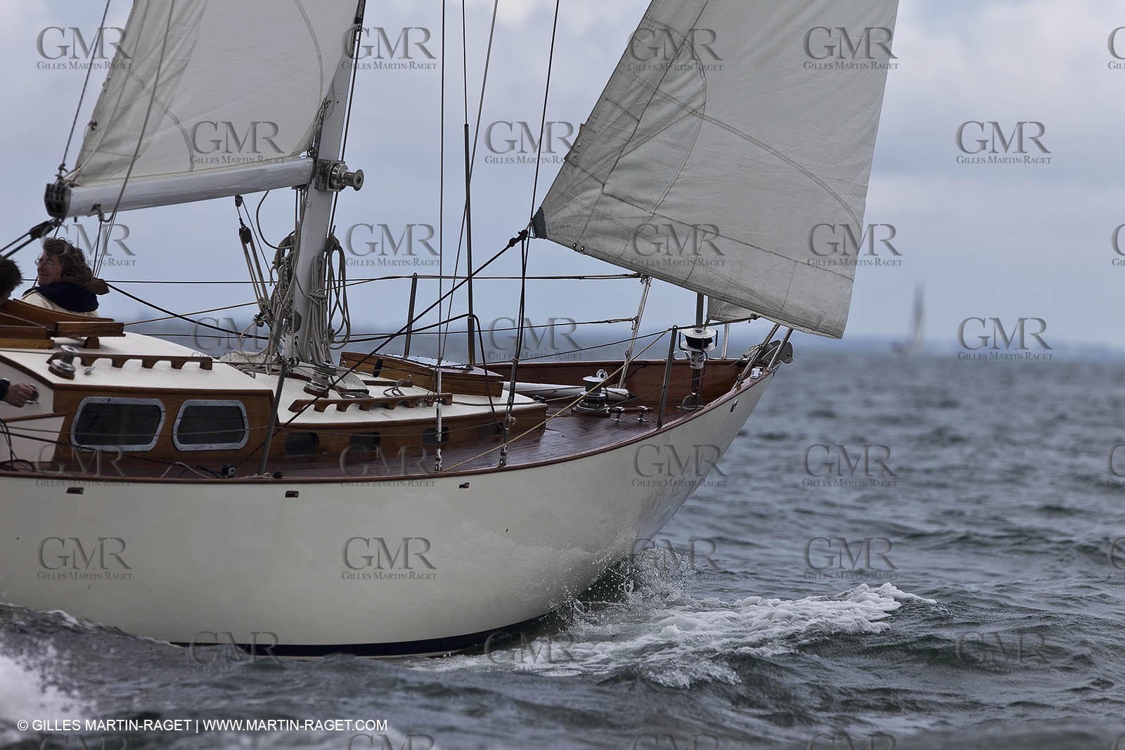 01-05-10 - Le Bono (FRA,56) - Regate Classique -Acteia II - Maica