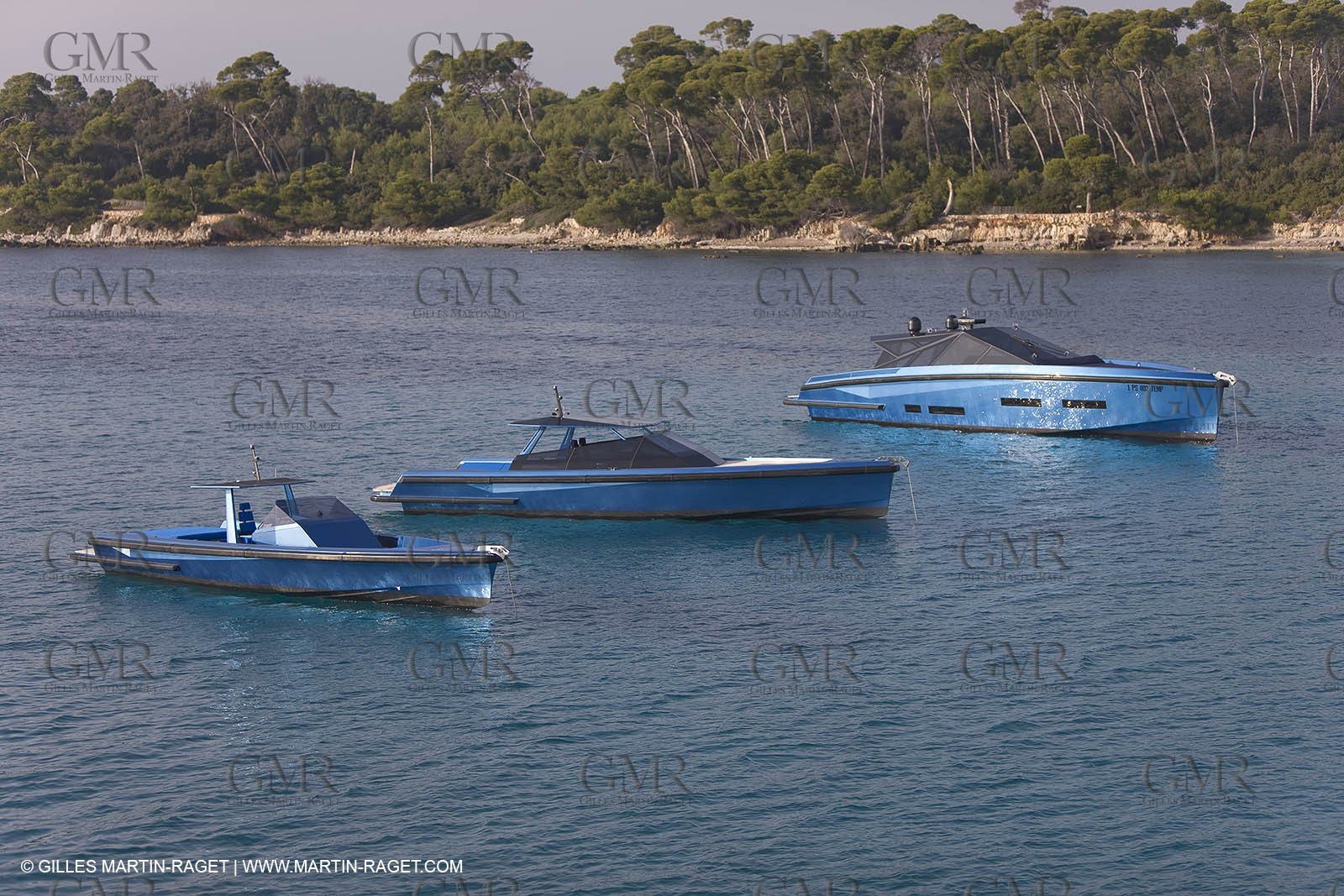 14 10 2008 - Cannes (FRA, 06) - Super yachts - motoryachts - Wally yachts - Wallypower 64 - Wallypower 48 - Wally tender