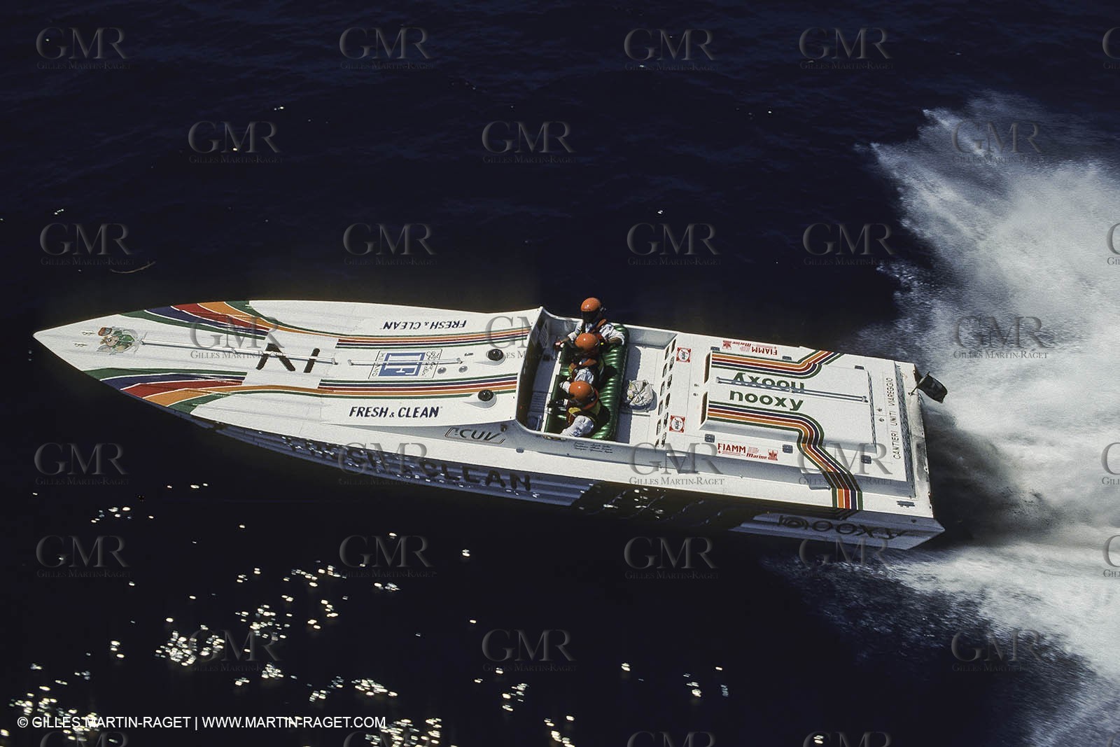 Powerboating, offshore racing