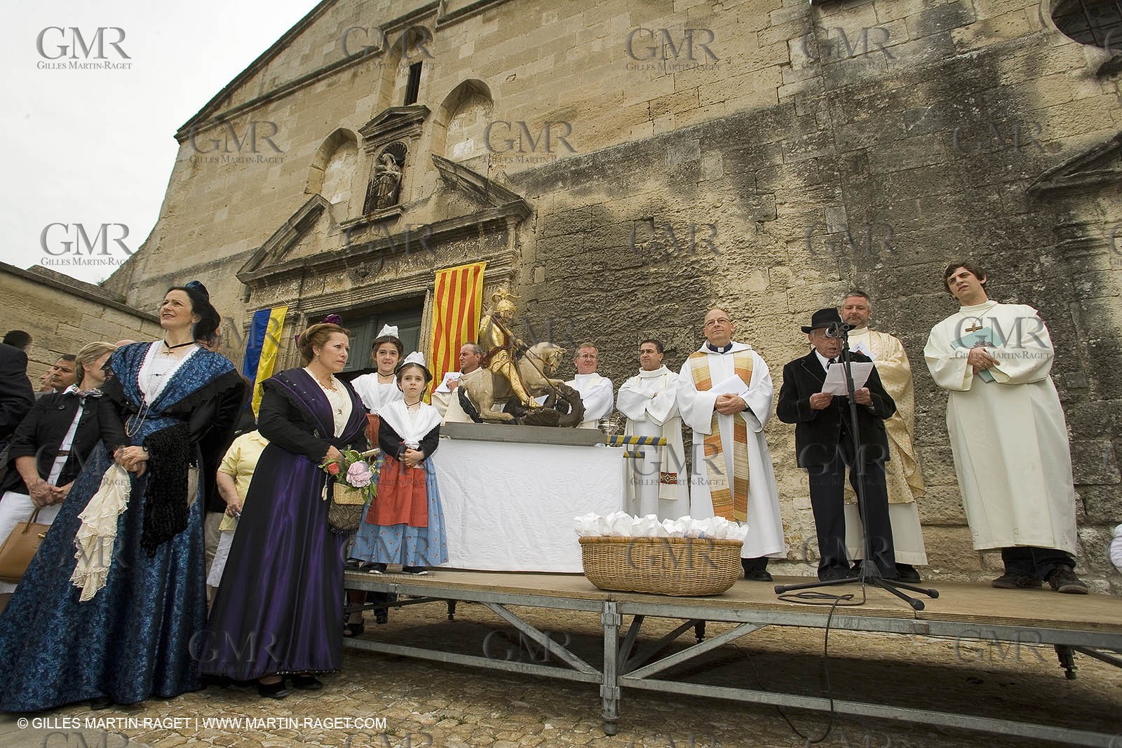 Arlésiennes in costume - Gardians (cow-boys) celebration - Arles