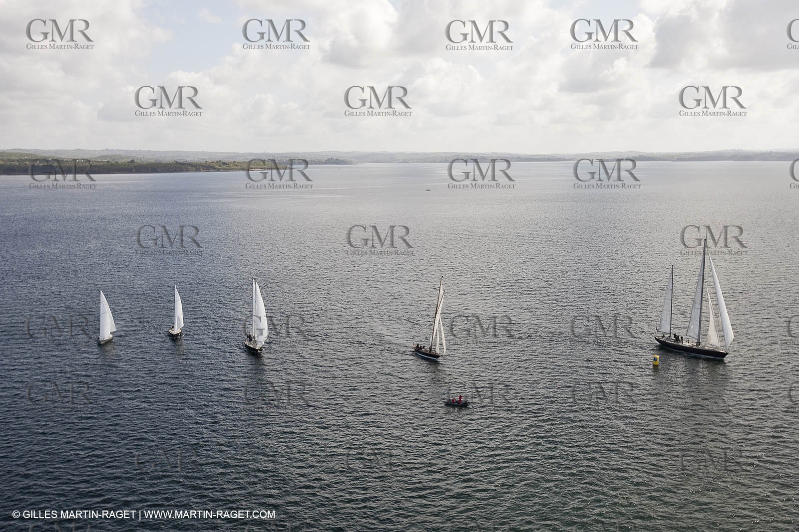 19 05 2010 -  Lanveoc Poulmic (FRA,29) - French Navy School Grand Prix - Les Pen Duick