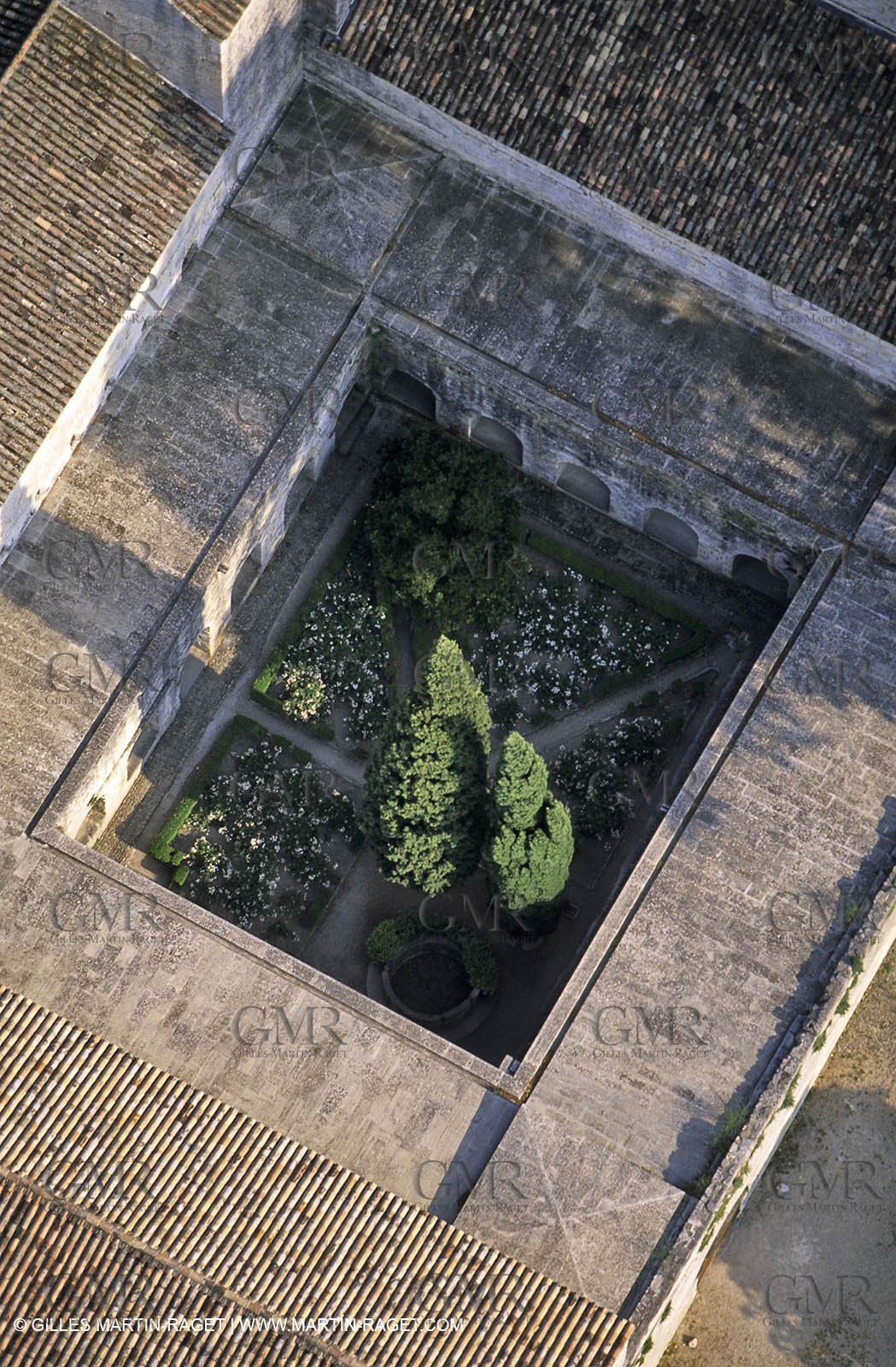 France, Provence, La Roqu d'Anthéron, Abbaye de Silvacane