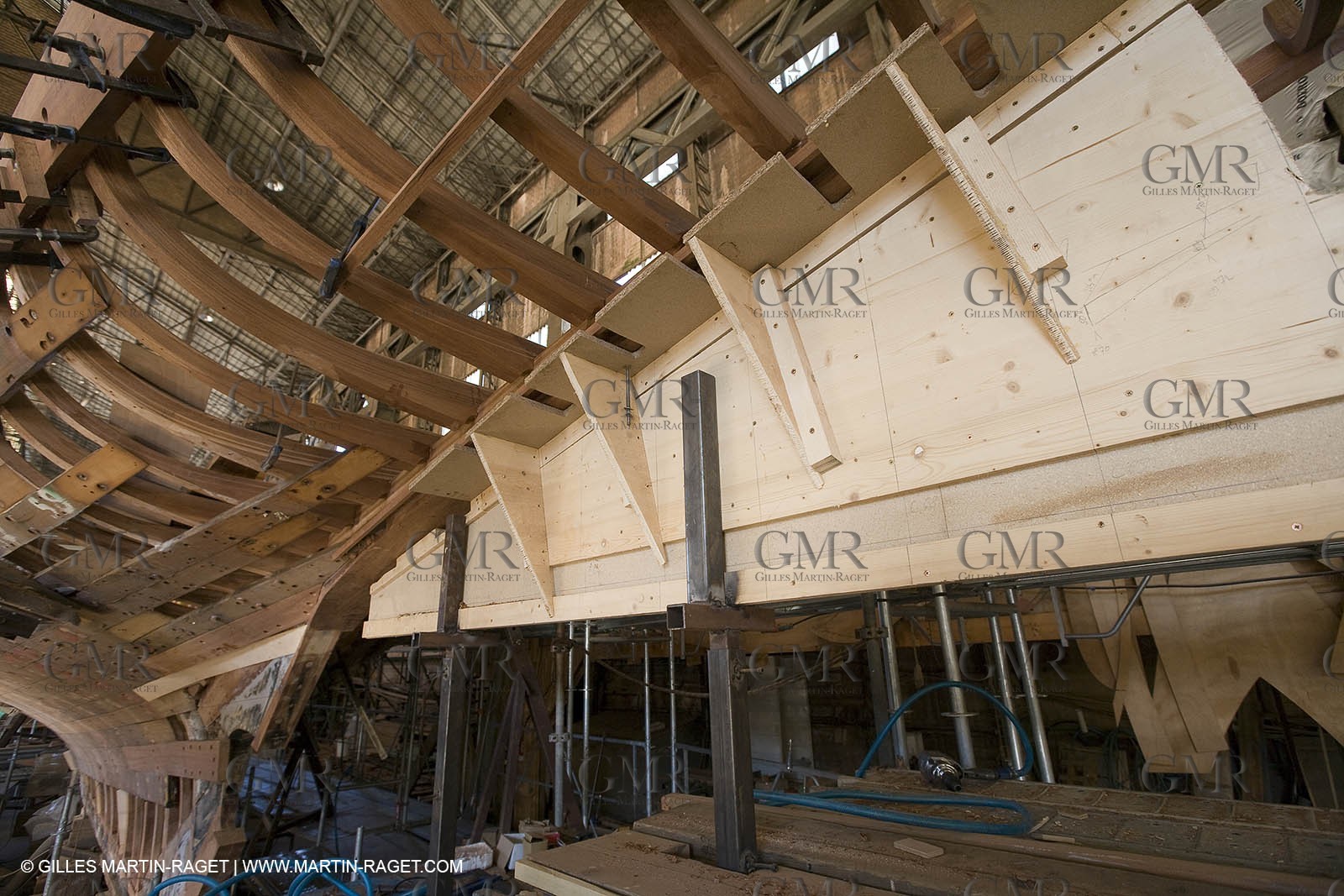 14 12 2007 - La Ciotat (FRA, 13) - Mariska refit at Charpentiers Réunis boatyard