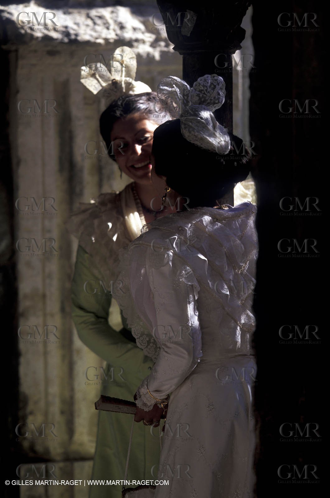 Women of Arles in traditional costume