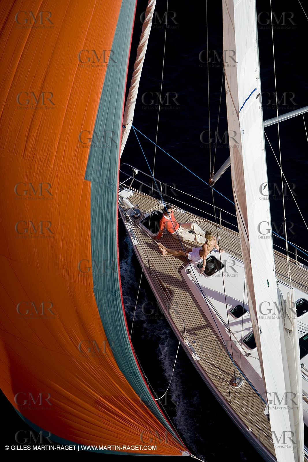 Crusing monohull sailing