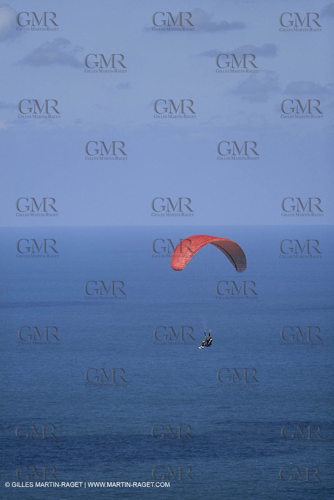 watersports, parachute ascensionnel, winglider, paraglider, aile volante