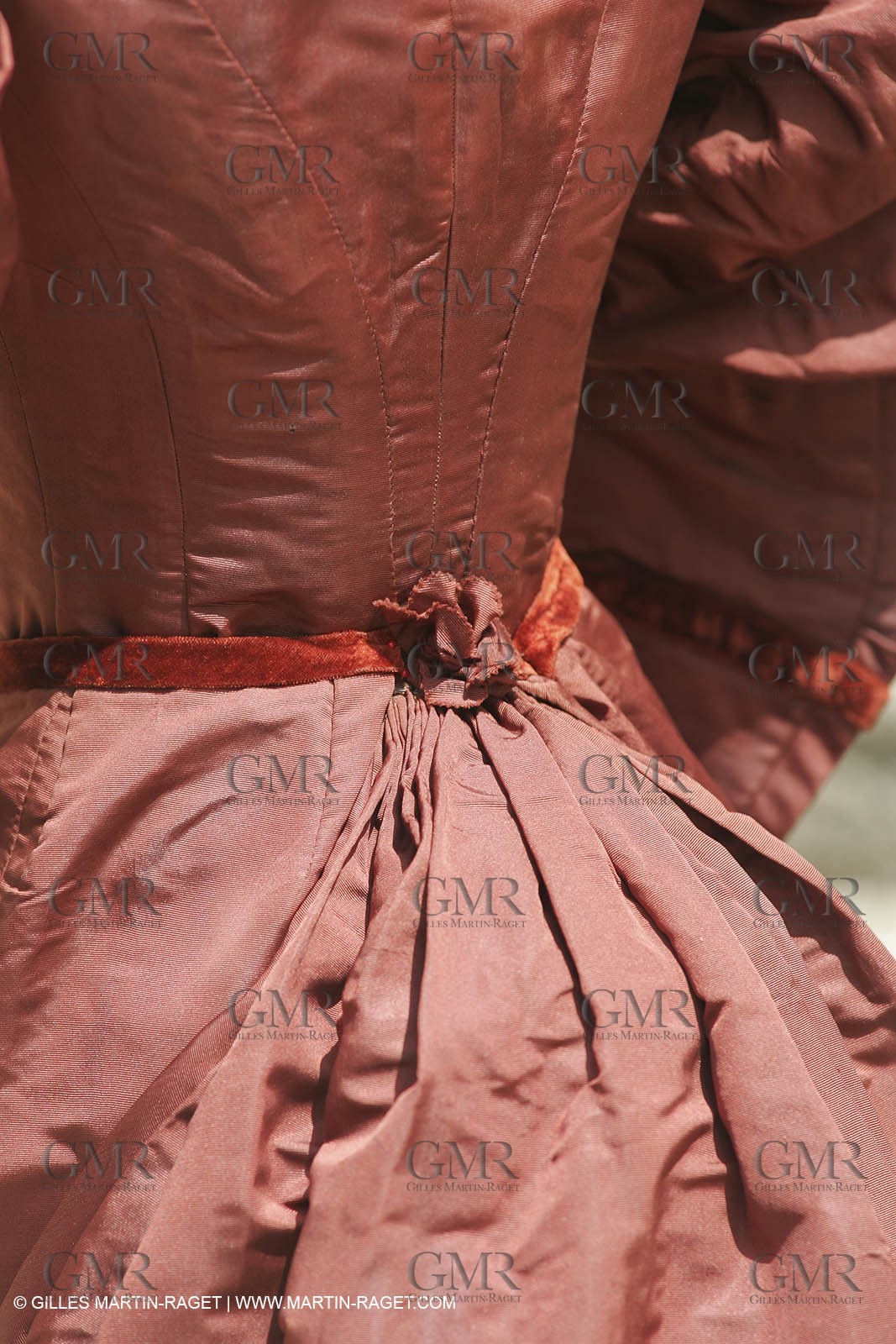 May 2004 - La Tour d'Aigues (FRA, 84) - Old costumes for women of the South exhibition