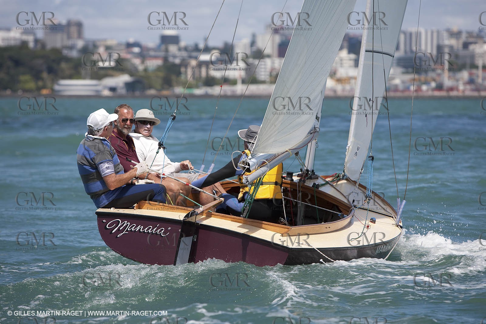 26 01 2009 - Auckland (NZL) - Louis Vuitton Pacific Series - BMW ORACLE Racing - Training