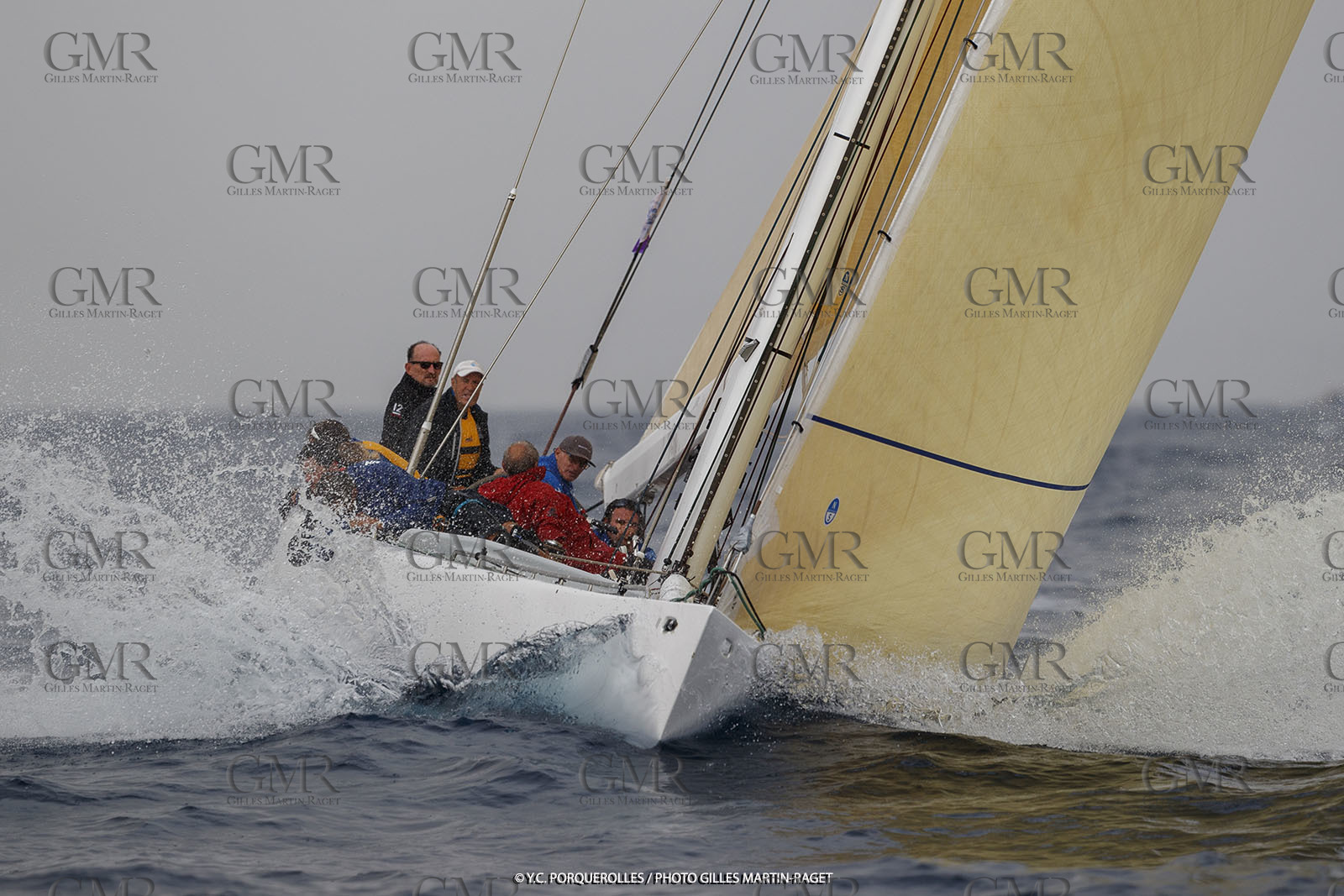 19 06 2024, Porquerolles Island (FRA), Championnat du monde des 12 m JI 2024, Race Day 1