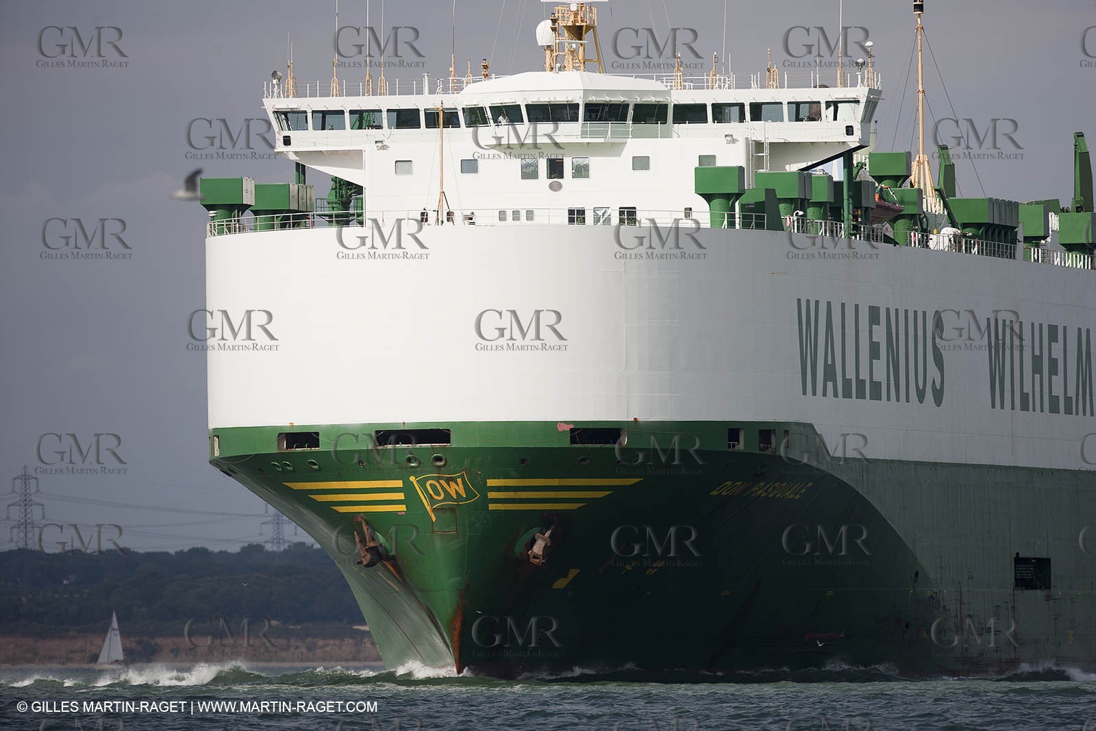 02 08 2010 - Cowes (UK, IOW) - The 1851 Cup -  BMW ORACLE Racing - Training Day.