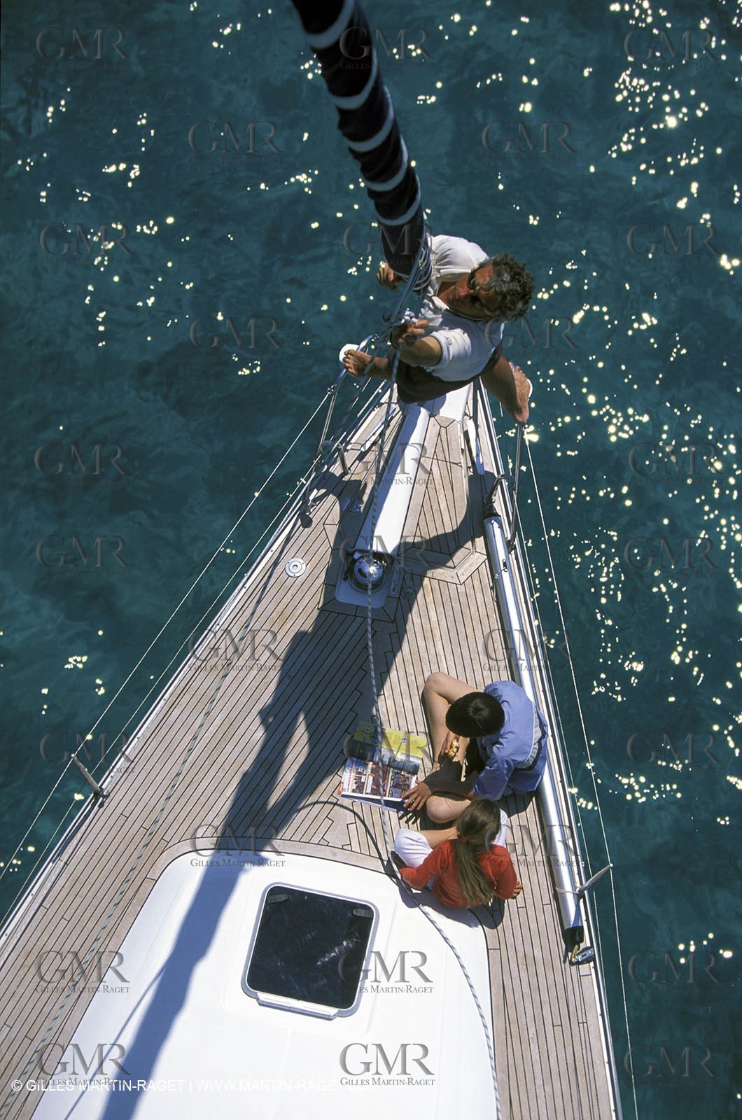 Cruising - People - Doing nothing