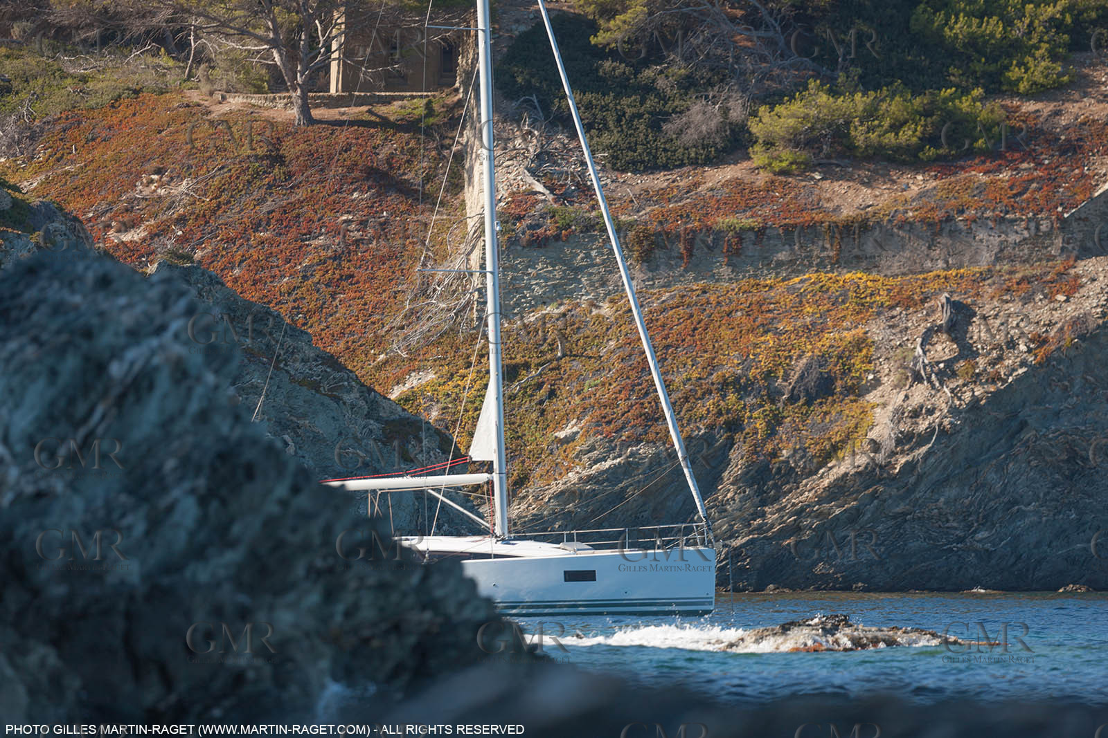 28 08 2016, Hyères (FRA,83), Chantier Jeanneau, Jeanneau Yacht 51