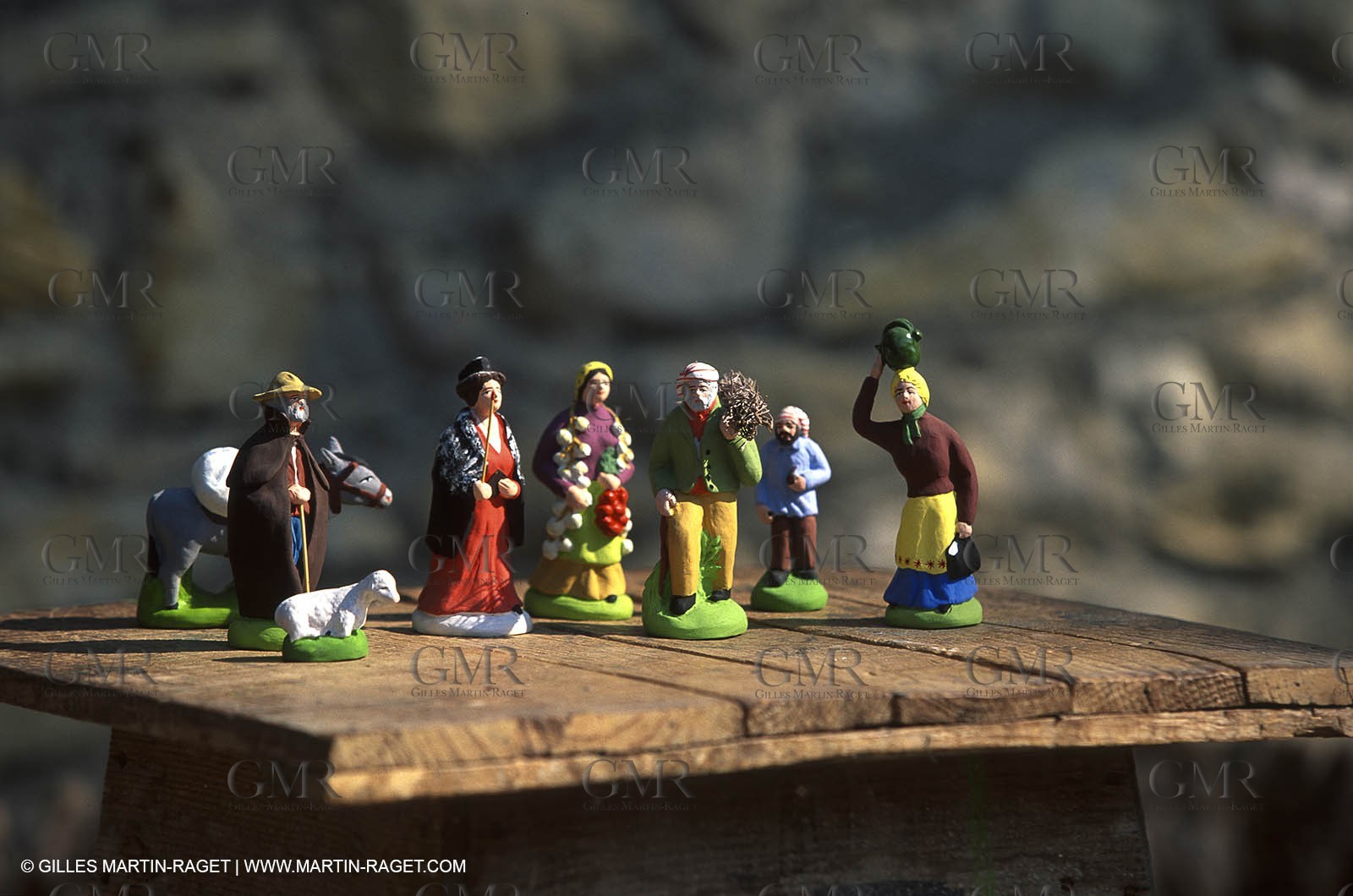 Baux de Provence, Cribs making