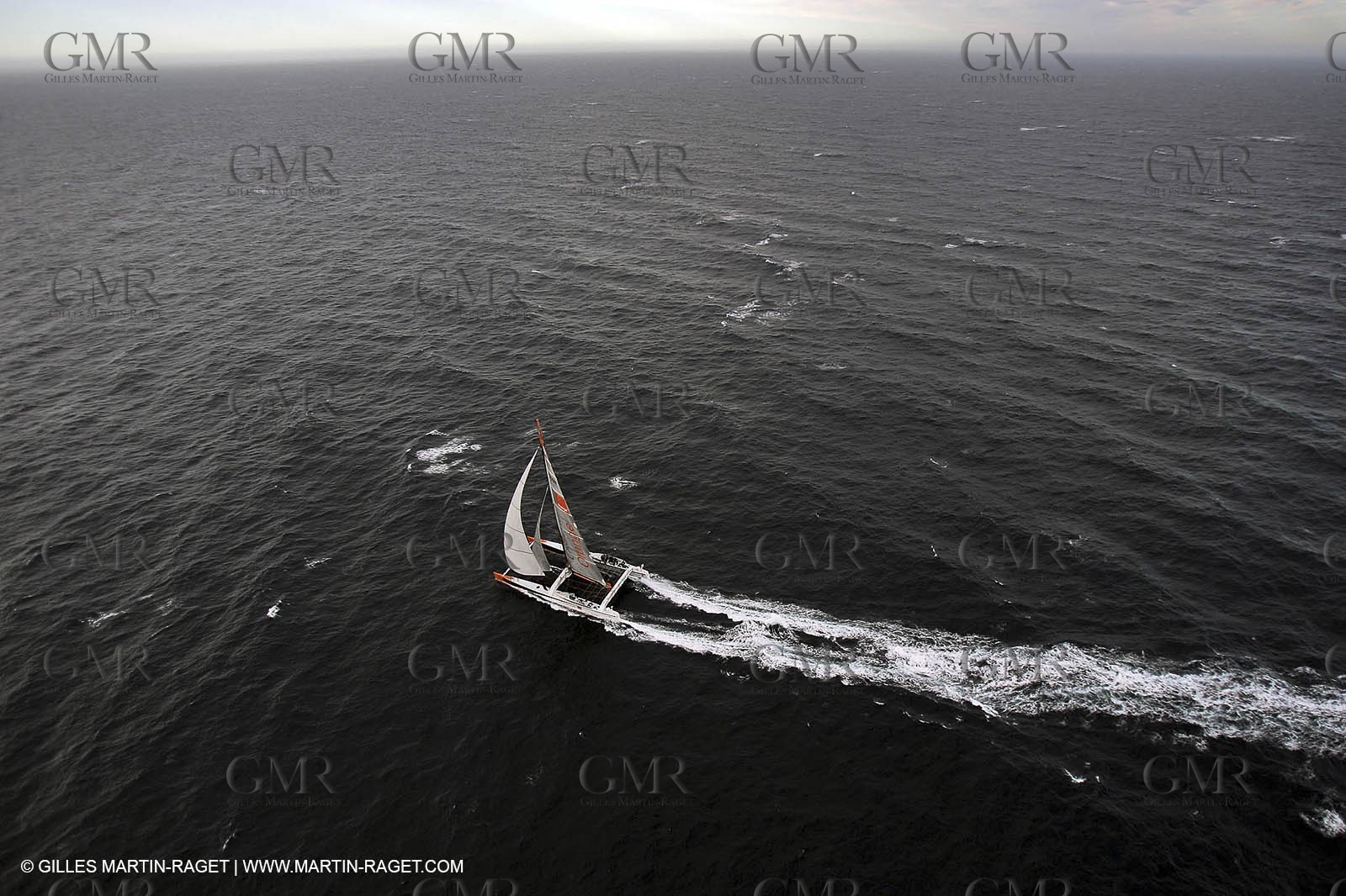 Orange II - 2004 Mediterranée Record - Start off Marseilles