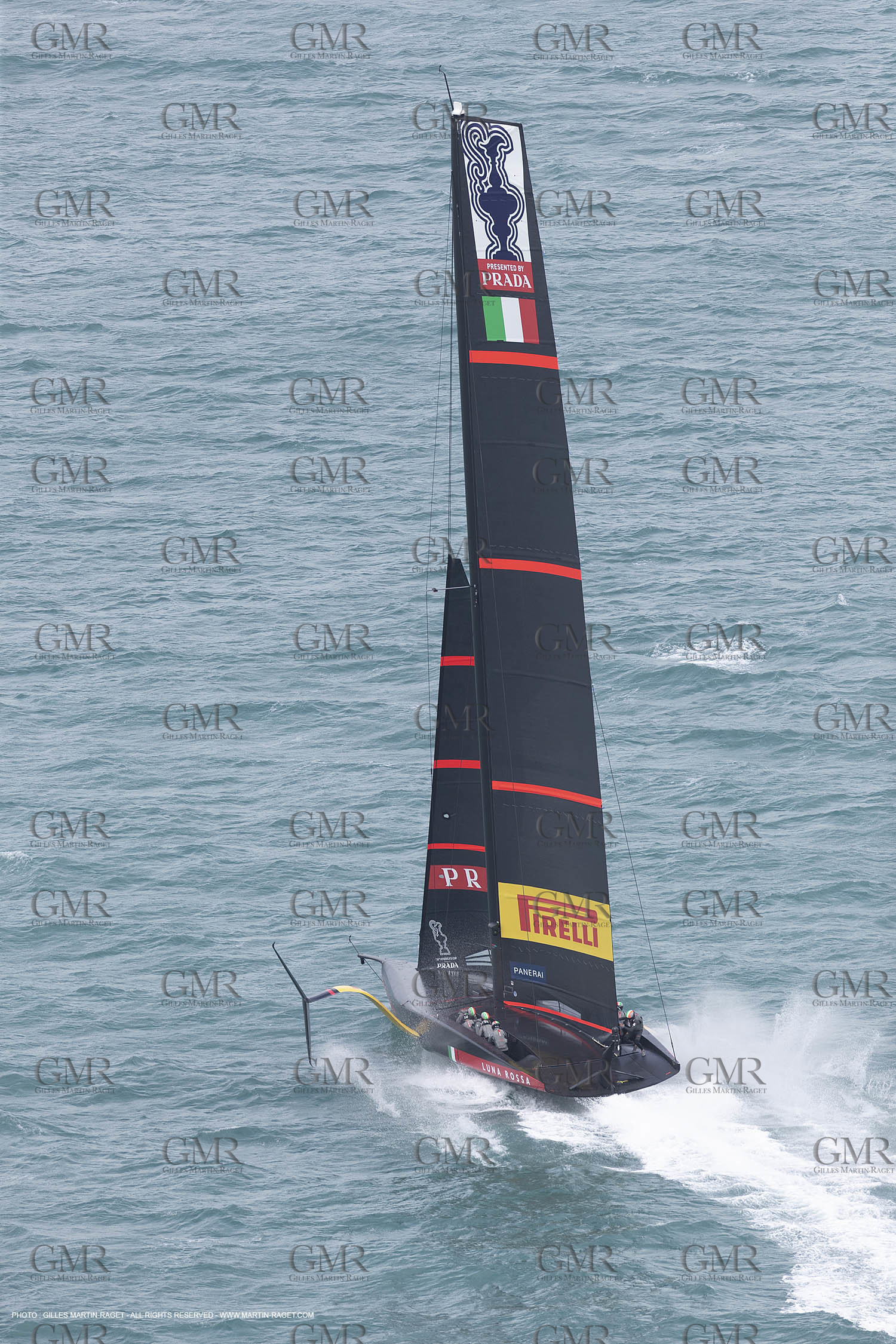 10 12 2020 - Auckland (NZL) - 36th America's Cup - Practice Sessions - Day 2 -Luna Rossa Prada Pirelli Team