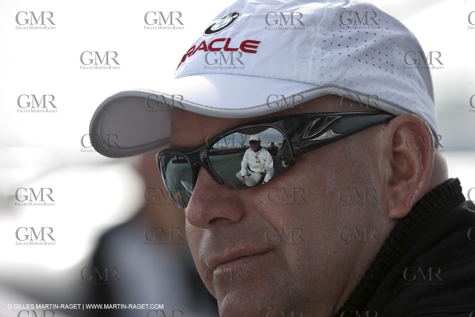 06 02 2010 - Valencia (ESP) - 33rd America's Cup - BMW ORACLE Racing - Day off 1 - Getting the yacht ready