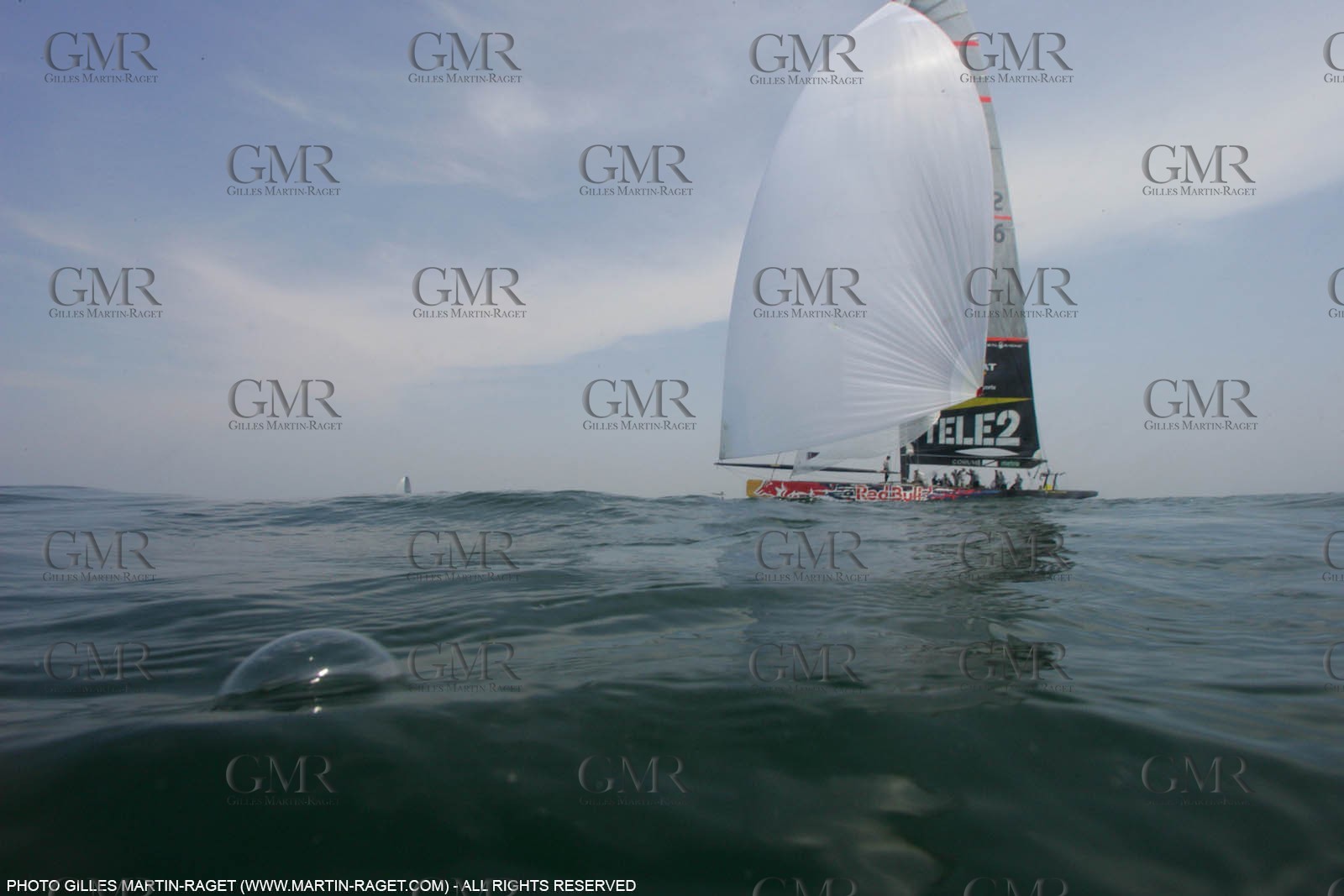 20 04 2007-Valencia (Spain)- 32nd America's Cup - Louis Vuitton Cup - RR1 - DAY 5 - BMW ORACLE Racing