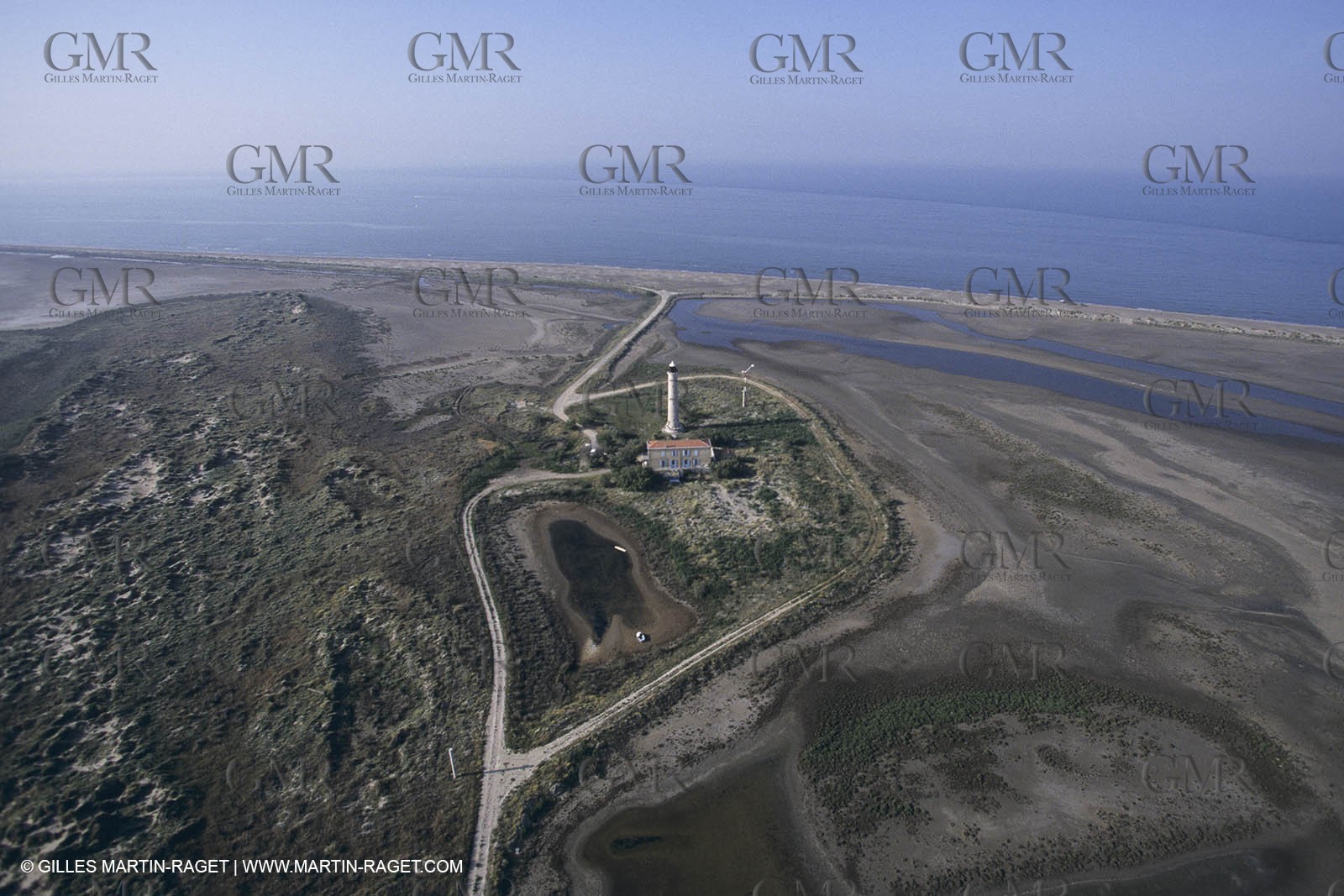 Phres, balises, semaphores, lighthouses, semaphoruses,