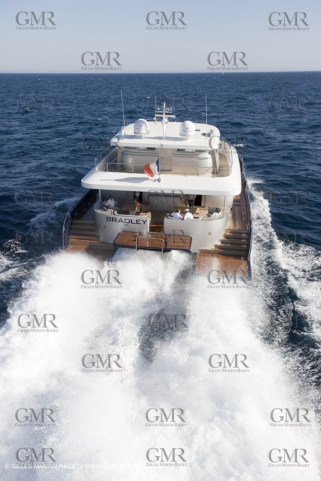 13-07-07 - La Ciotat (FRANCE) - MotorYacht - Chantier H2X