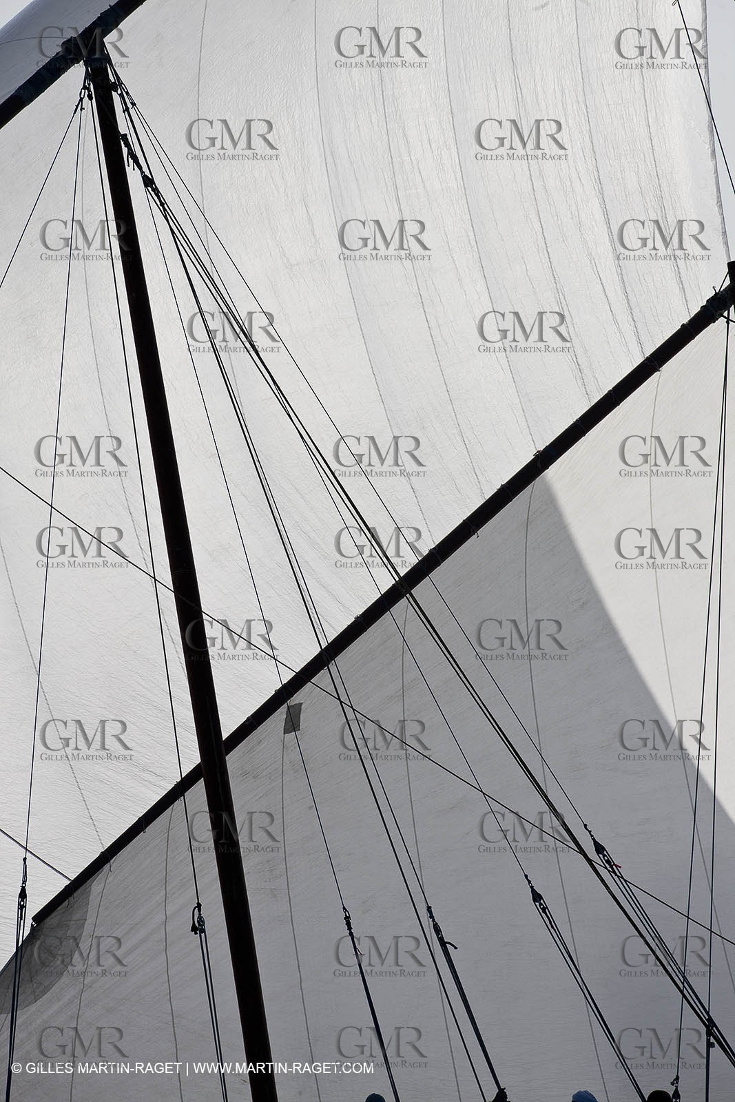 20 11 2010 - Dubai (UAE) - Dubai Louis Vuitton Trophy - Courses de boutres traditionnels pour les équipes engagées