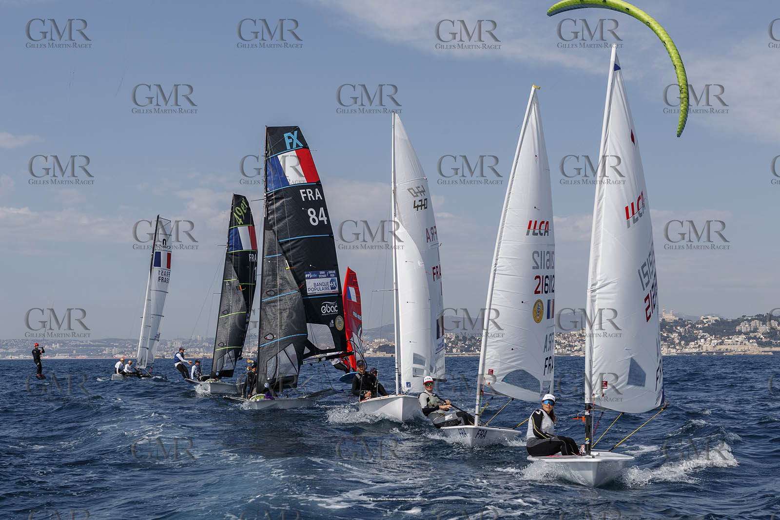 15 04 2024, Marseille (FRA), présentation des sélectionnés olympiques français en voile pour les Jeux Olympiques de Paris 2024.  Alex Mazella (Kite hommes - Formula Kite); Laurianne Nolot (Kite femmes - Formula Kite); Nicolas Goyard (Planche à voile hommes - iQFoil); Hélène Noesmoen (Planche à voile femmes- iQFoil); Camille Lecointre-Jeremie Mion (dériveur double mixte - 470); Louise Cervera (Dériveur femmes - ILCA 6); Jean-Baptiste Bernaz (Dériveur hommes - ILCA 7); Tim Mourniac - Lou Berthomieu (Multicoque mixte - Nacra 17); Clément Péquin - Erwan Fischer (Skiff hommes - 49er); Sarah Steyaert-Charline Picon (Skiff femmes - 49er FX).