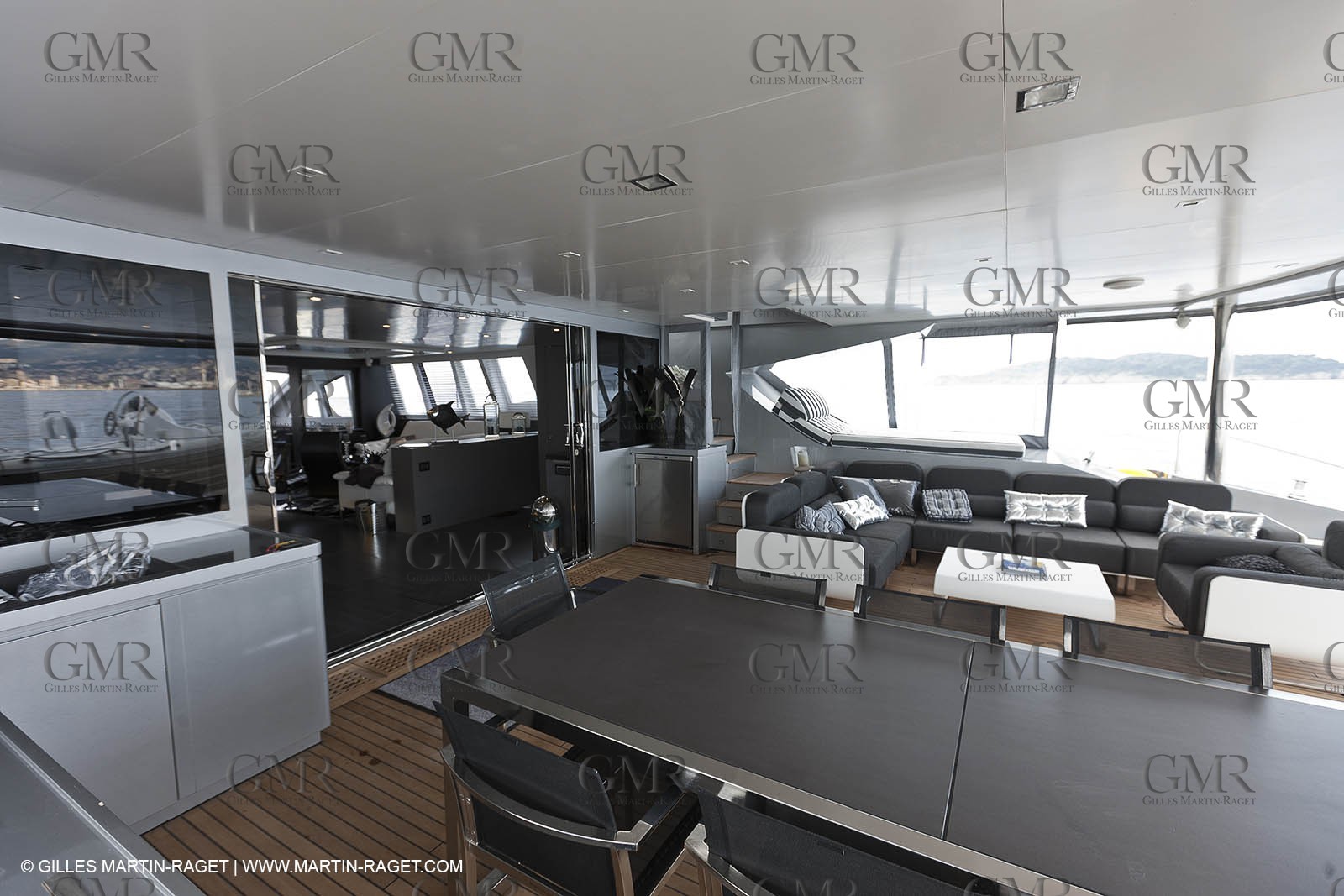 25 02 2011 - La Ciotat (FRA,13) - Super Yachts - Chantier H2X - Cartouche