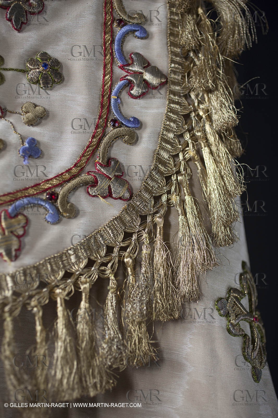 04 02 2013 - Marseille(FRA,13), Notre Dame de la Garde, liturgical clothing