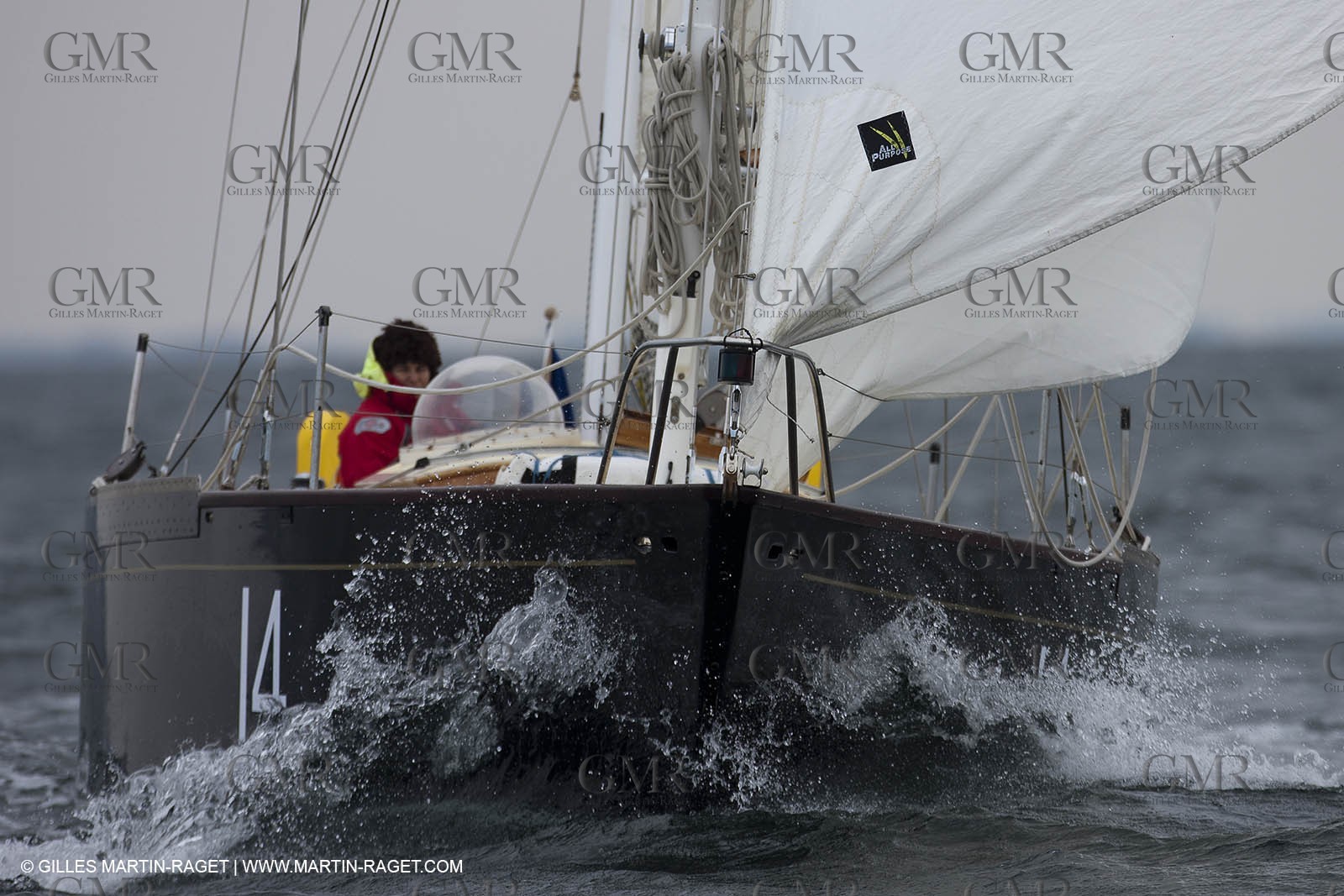 19 05 2010- Lorent- (FRA,56)  -  Pen Duick II