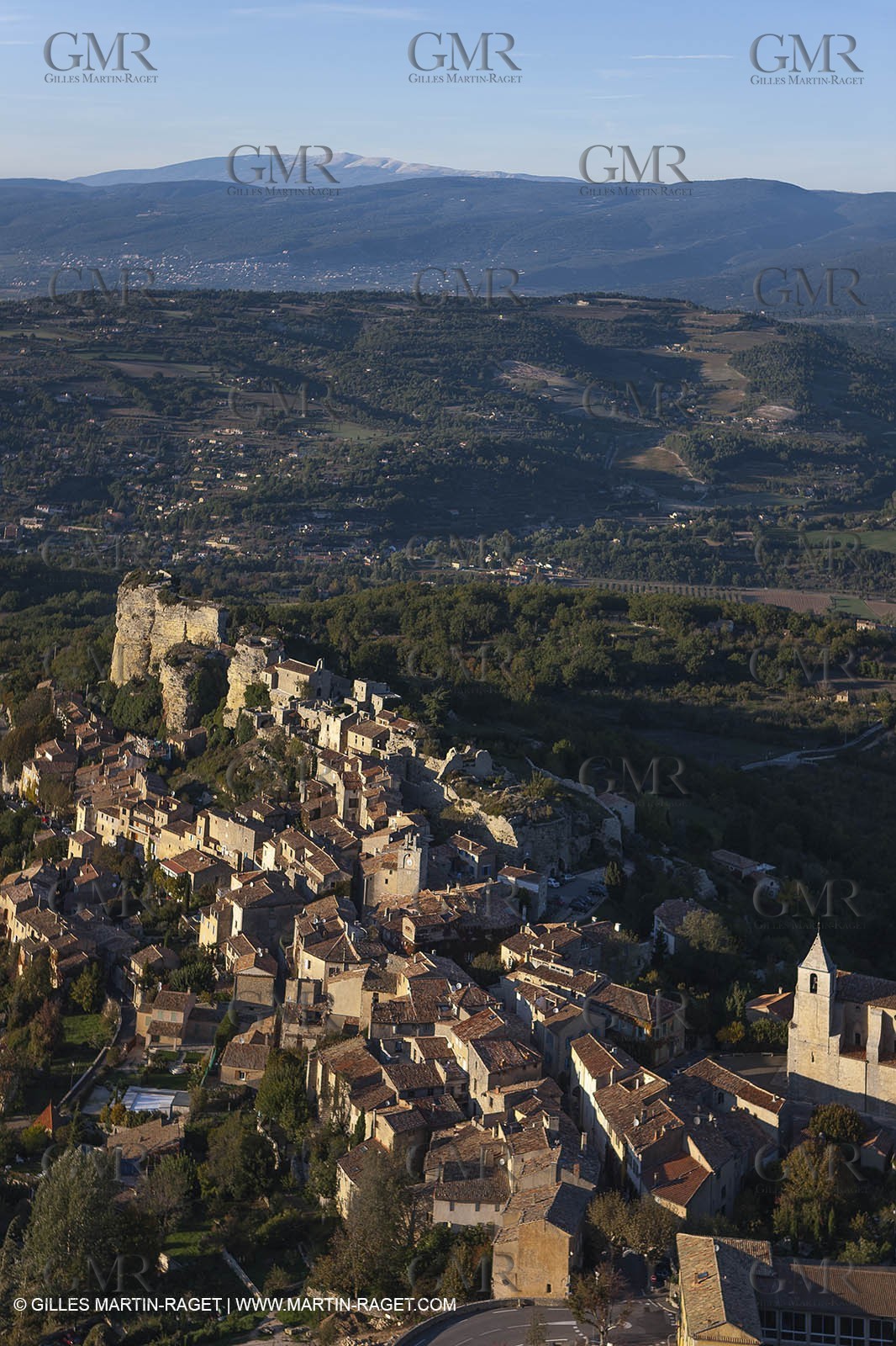 29 10 2012 - Saignon (FRA,84) - Luberon as seen from above