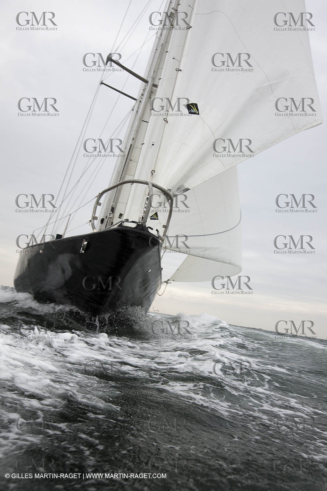 19 05 2010- Lorent- (FRA,56)  -  Pen Duick III