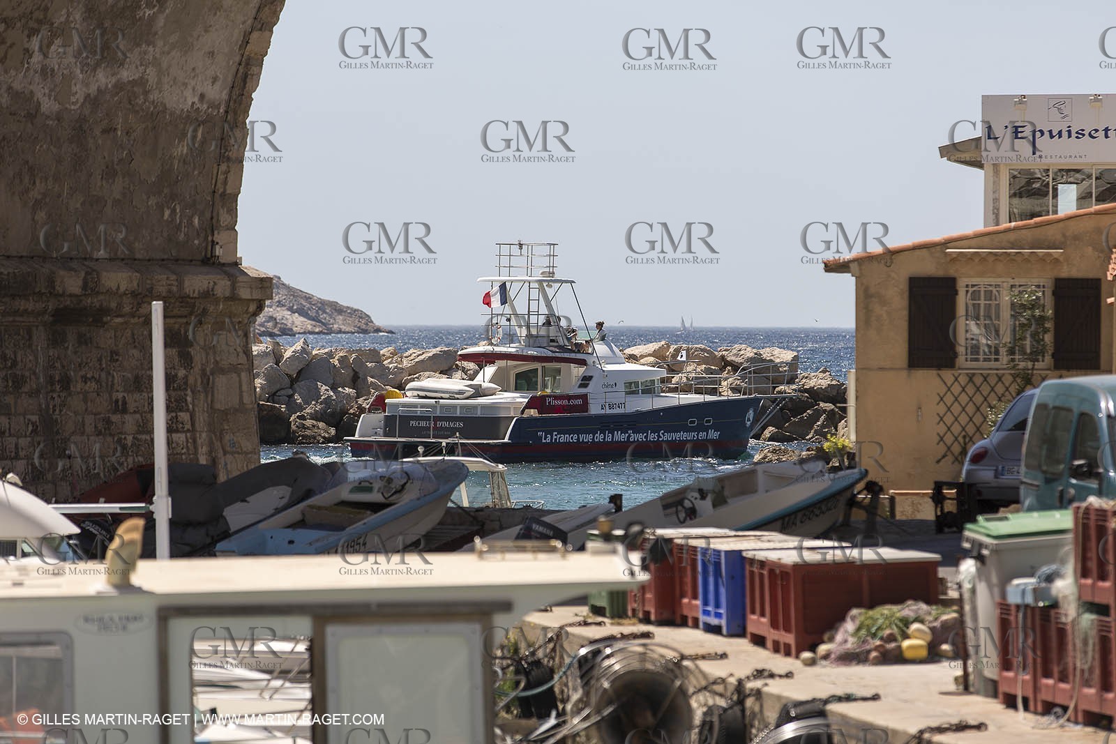 16 07 2012 - Marseille (FRA,13) - Pêcheur d'Images, Philip Plisson boat, in Marseille bay.