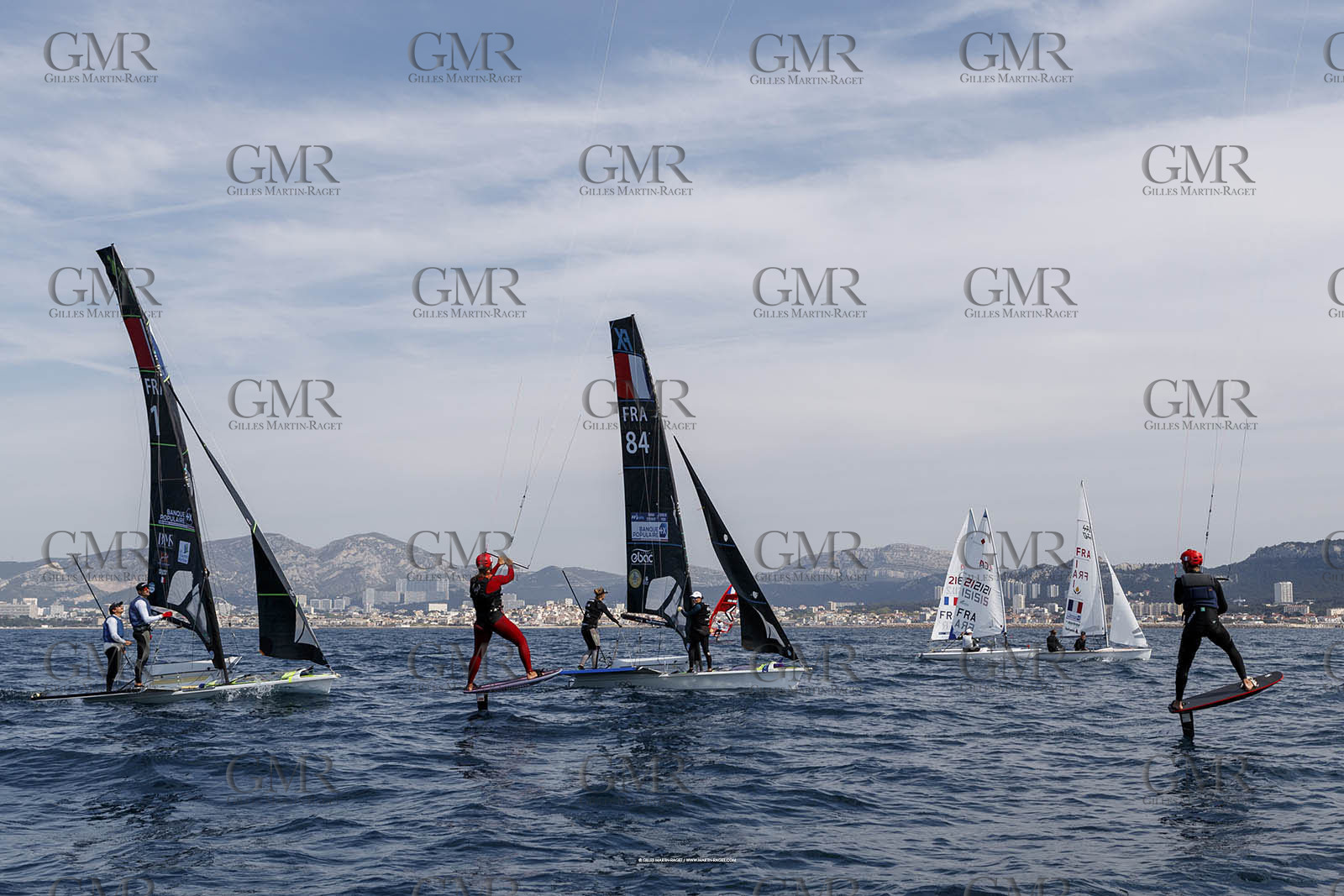 15 04 2024, Marseille (FRA), présentation des sélectionnés olympiques français en voile pour les Jeux Olympiques de Paris 2024.  Alex Mazella (Kite hommes - Formula Kite); Laurianne Nolot (Kite femmes - Formula Kite); Nicolas Goyard (Planche à voile hommes - iQFoil); Hélène Noesmoen (Planche à voile femmes- iQFoil); Camille Lecointre-Jeremie Mion (dériveur double mixte - 470); Louise Cervera (Dériveur femmes - ILCA 6); Jean-Baptiste Bernaz (Dériveur hommes - ILCA 7); Tim Mourniac - Lou Berthomieu (Multicoque mixte - Nacra 17); Clément Péquin - Erwan Fischer (Skiff hommes - 49er); Sarah Steyaert-Charline Picon (Skiff femmes - 49er FX).