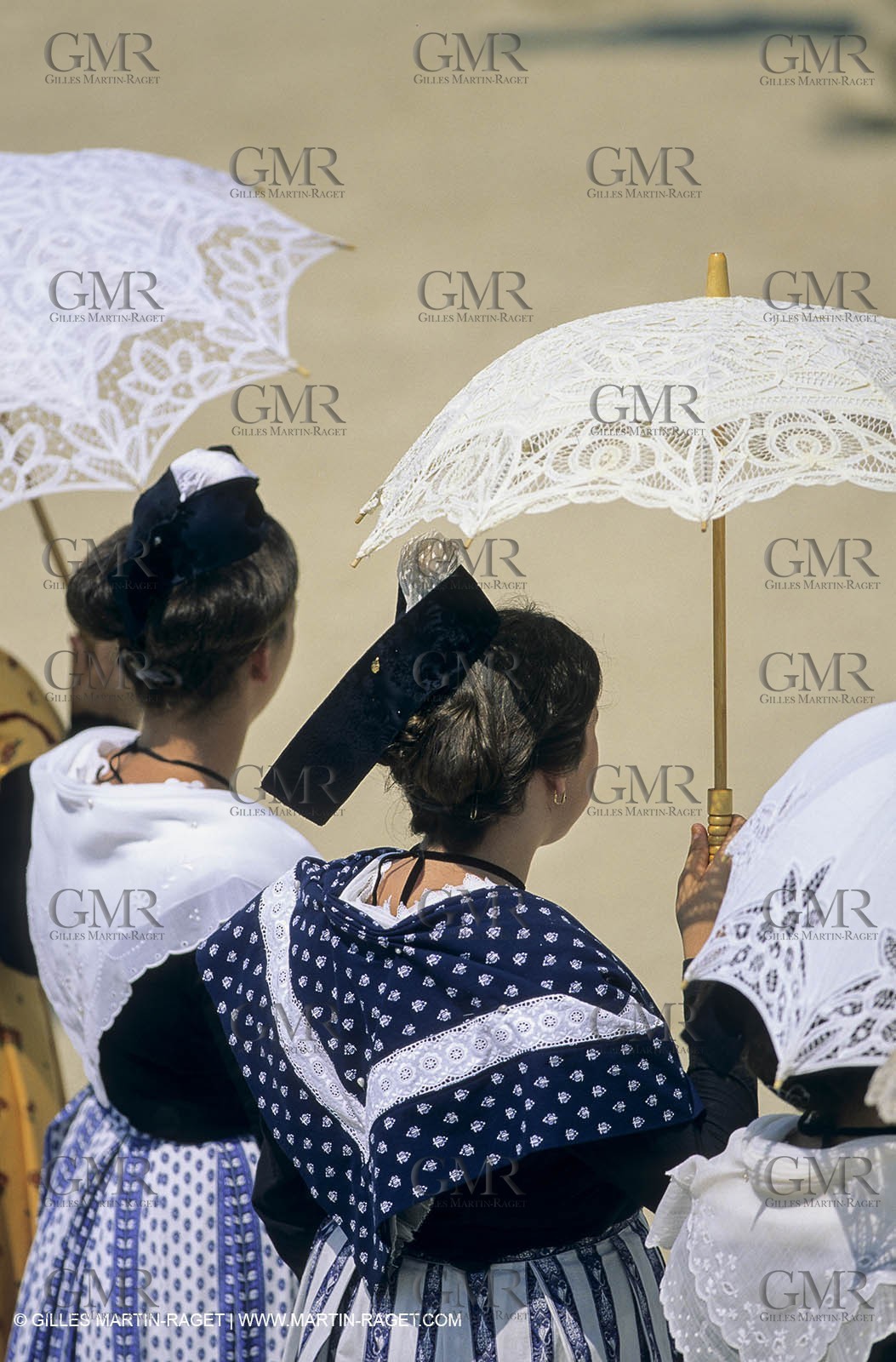 Arles (FRA,13) - Costume from Arles Fest