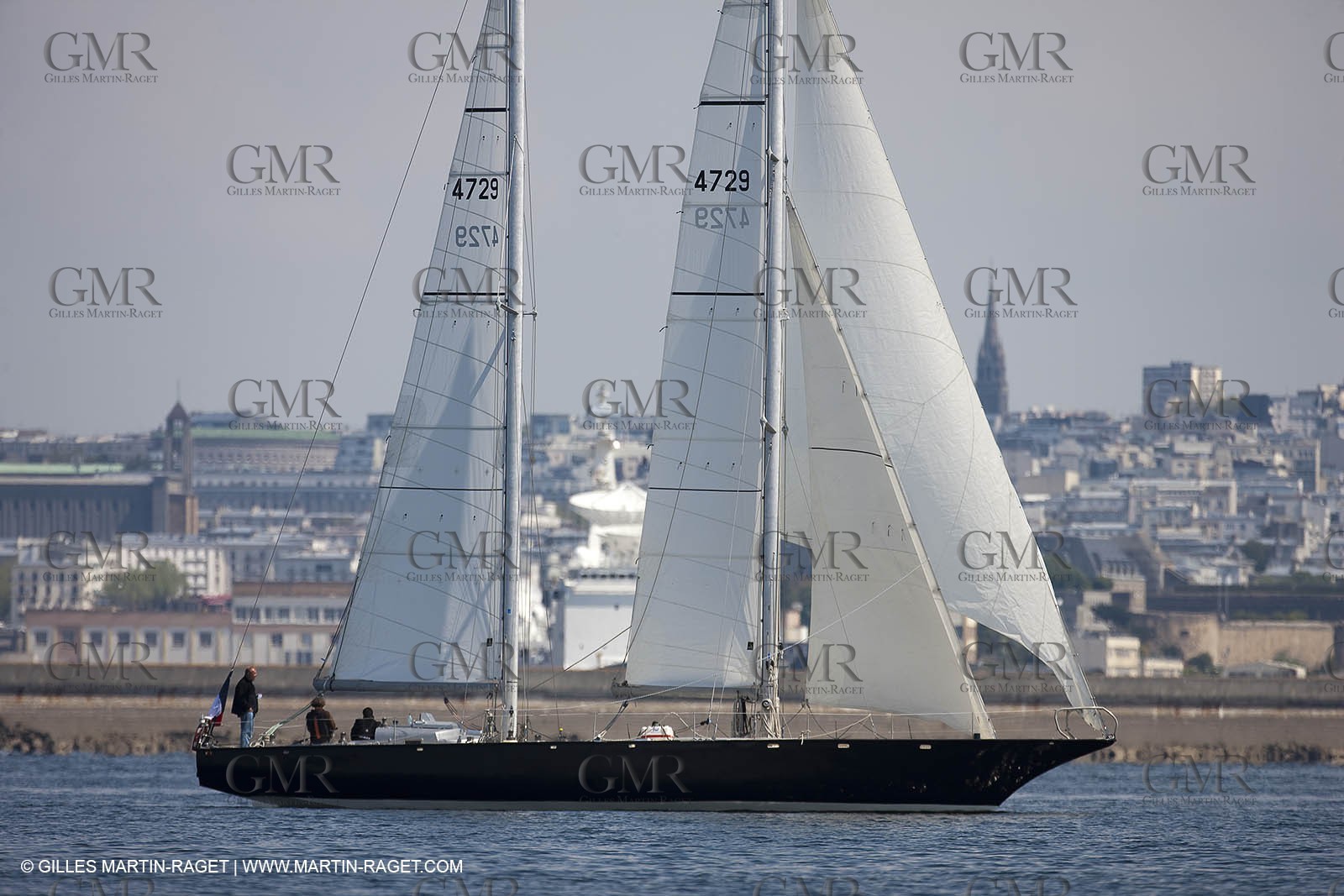 19 05 2010 - Brest (FRA,29) -  Pen Duick III in the Brest straight