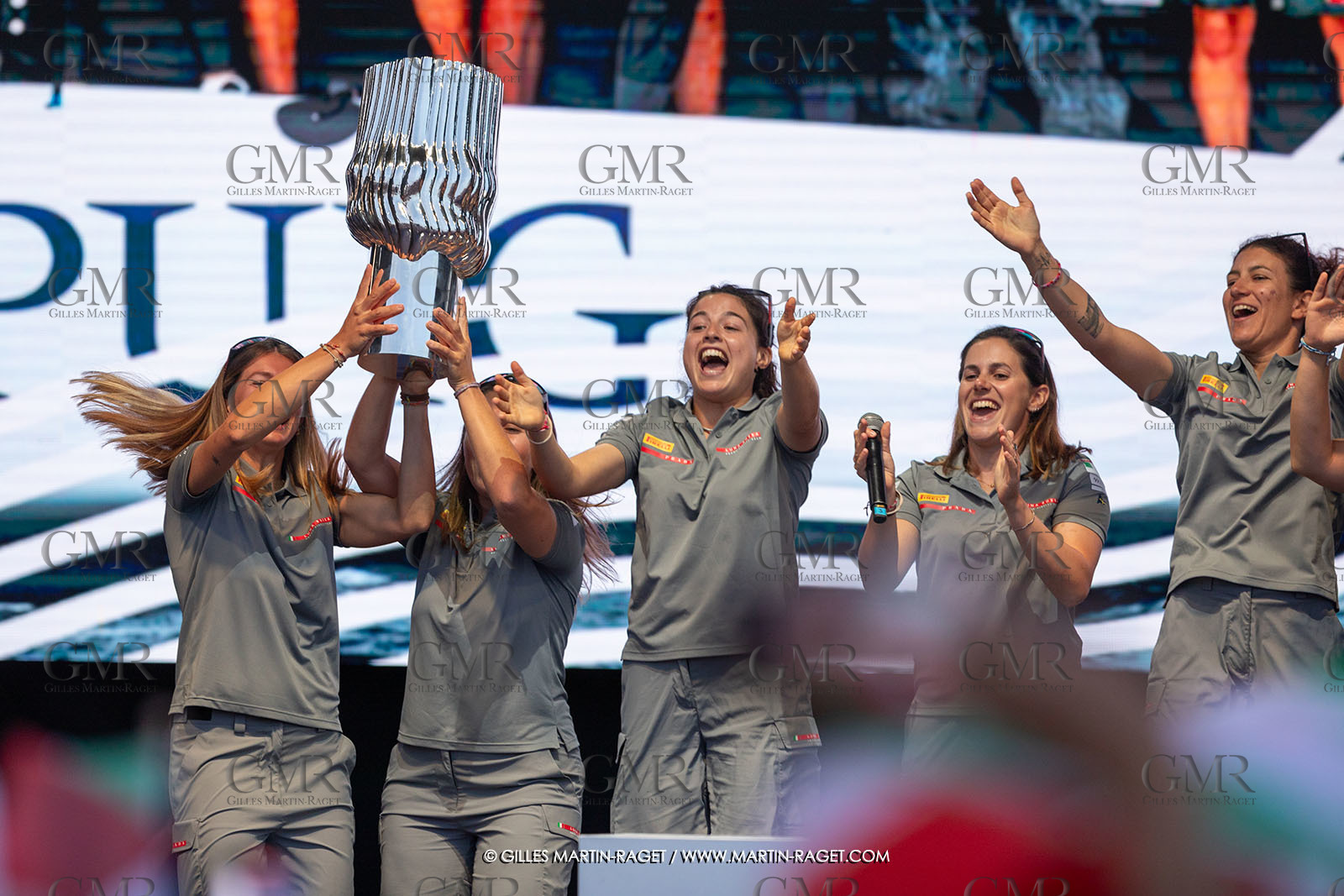 13 10 2024, Barcelona (ESP), Louis Vuitton 37th America's Cup, Final Match, Race Day 2, Puig Women America's Cup Prizegving